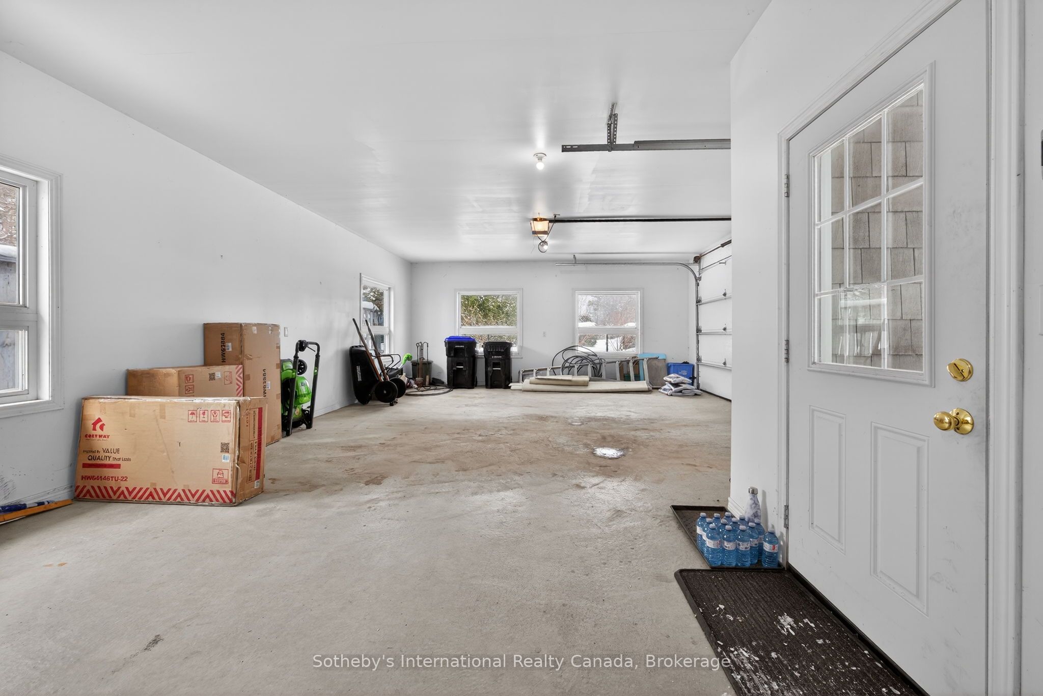 1420 Tiny Beaches Road N Property Photo 35