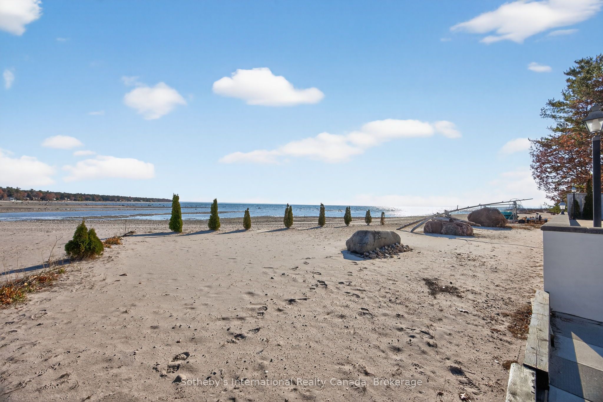 1420 Tiny Beaches Road N Property Photo 36