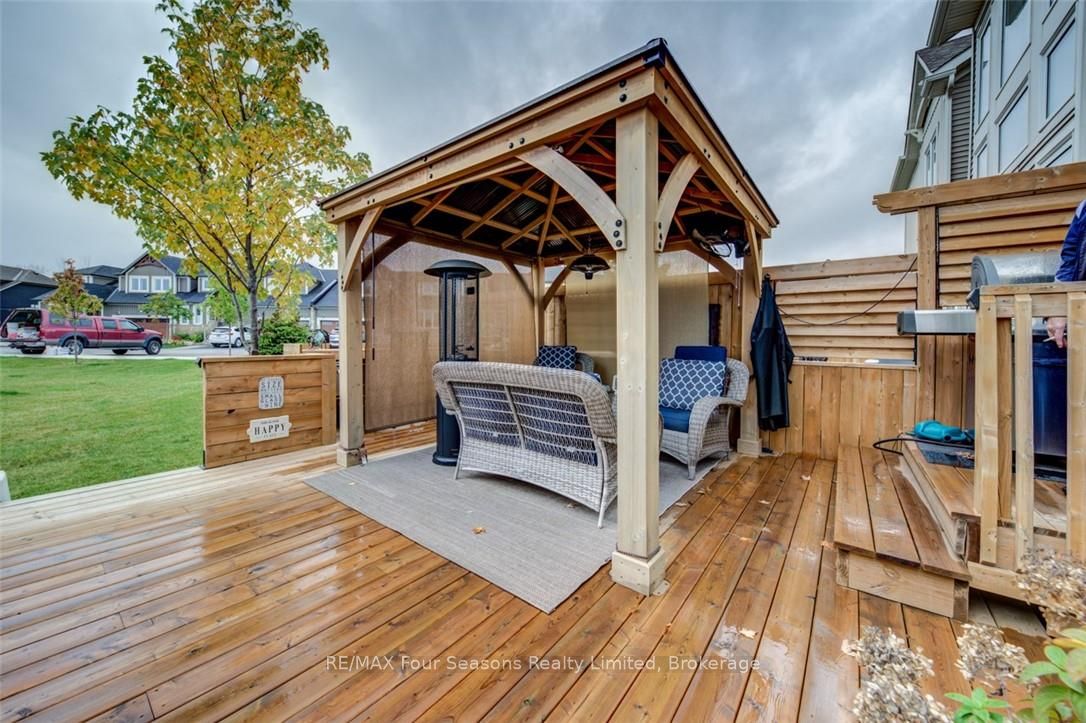 44 Lett Avenue Property Photo 30