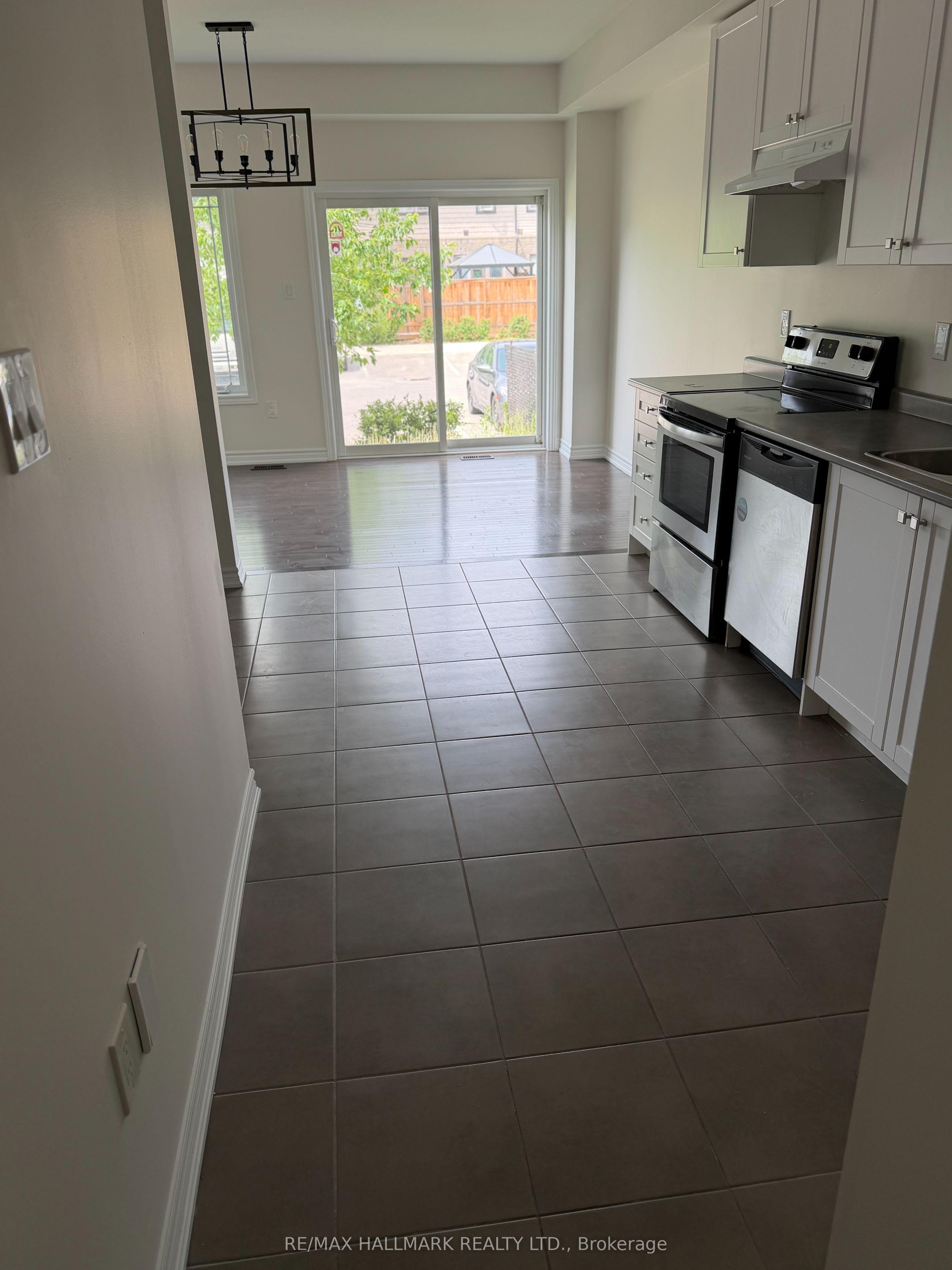 36 Deneb Street Property Photo 5