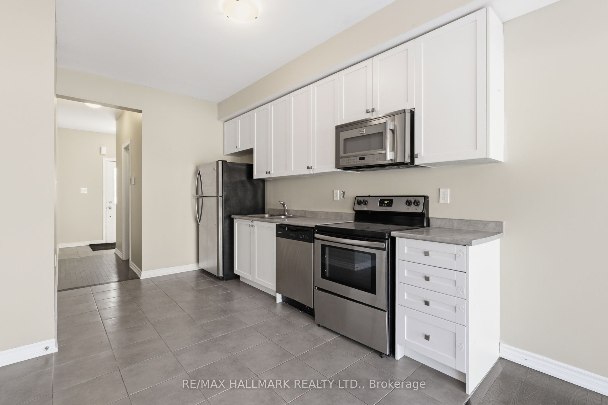 38 Deneb Street Property Photo 7