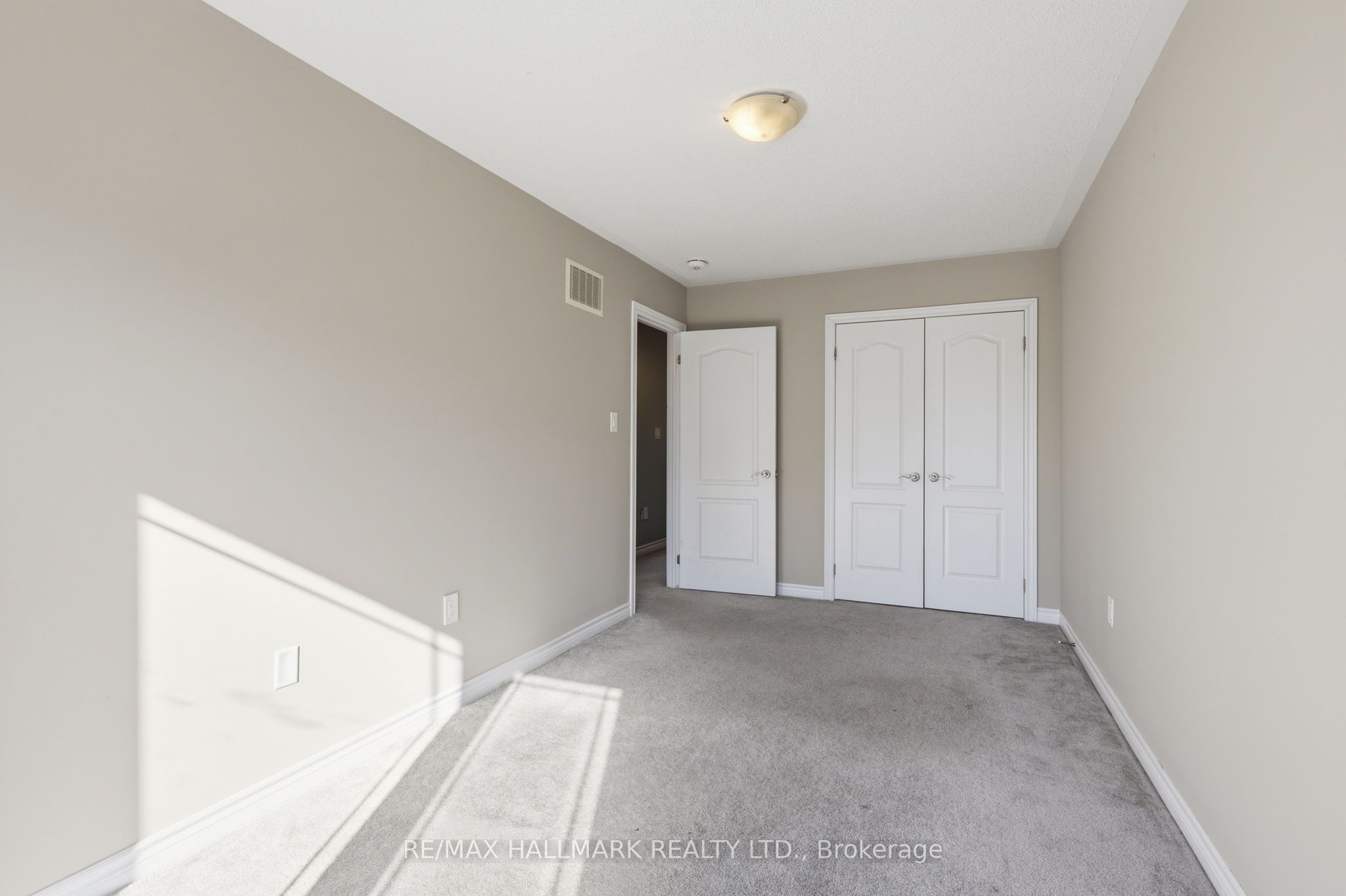 38 Deneb Street Property Photo 25