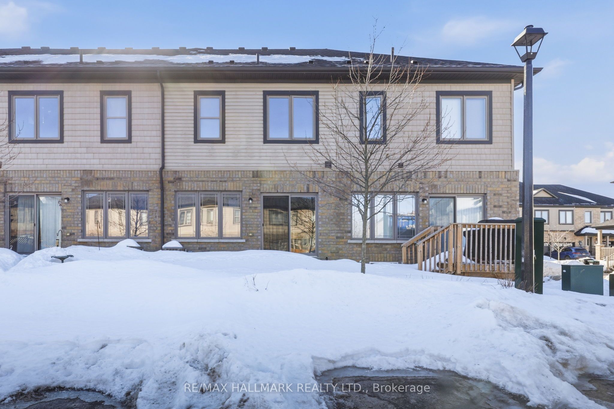 38 Deneb Street Property Photo 33