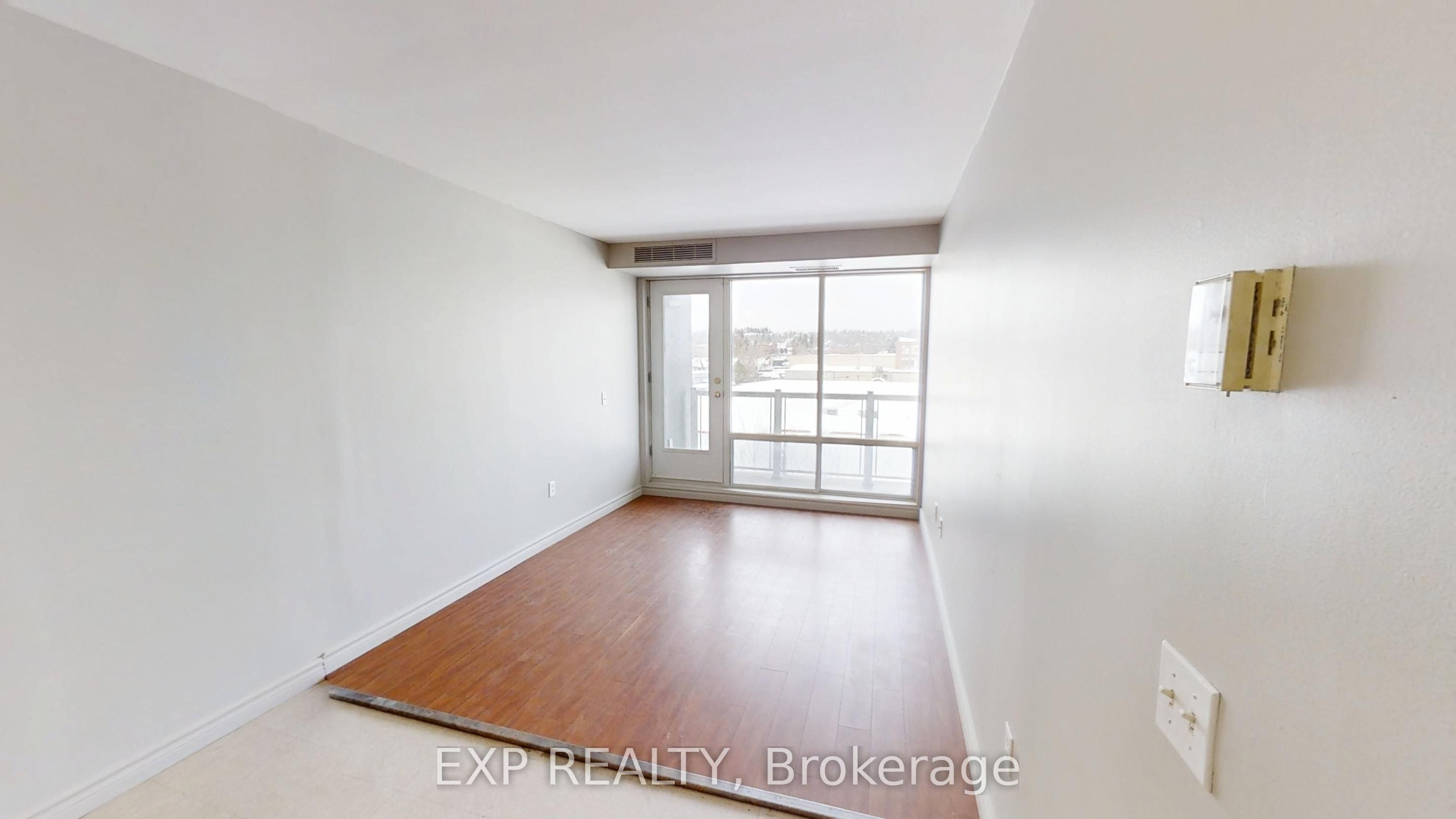 95 Barrie Road 401 Property Photo 3