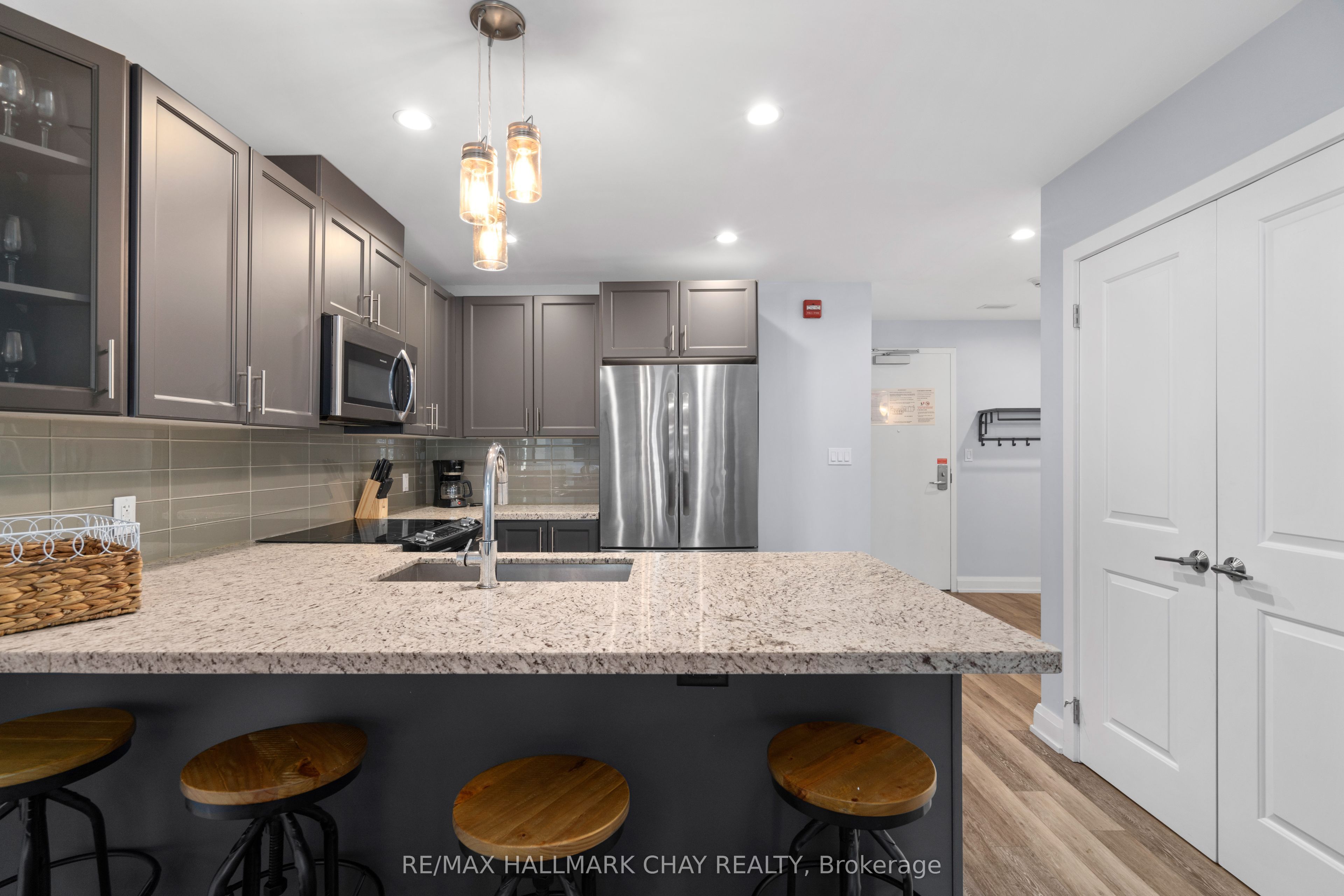 80 Horseshoe Boulevard #g01 Property Photo 10
