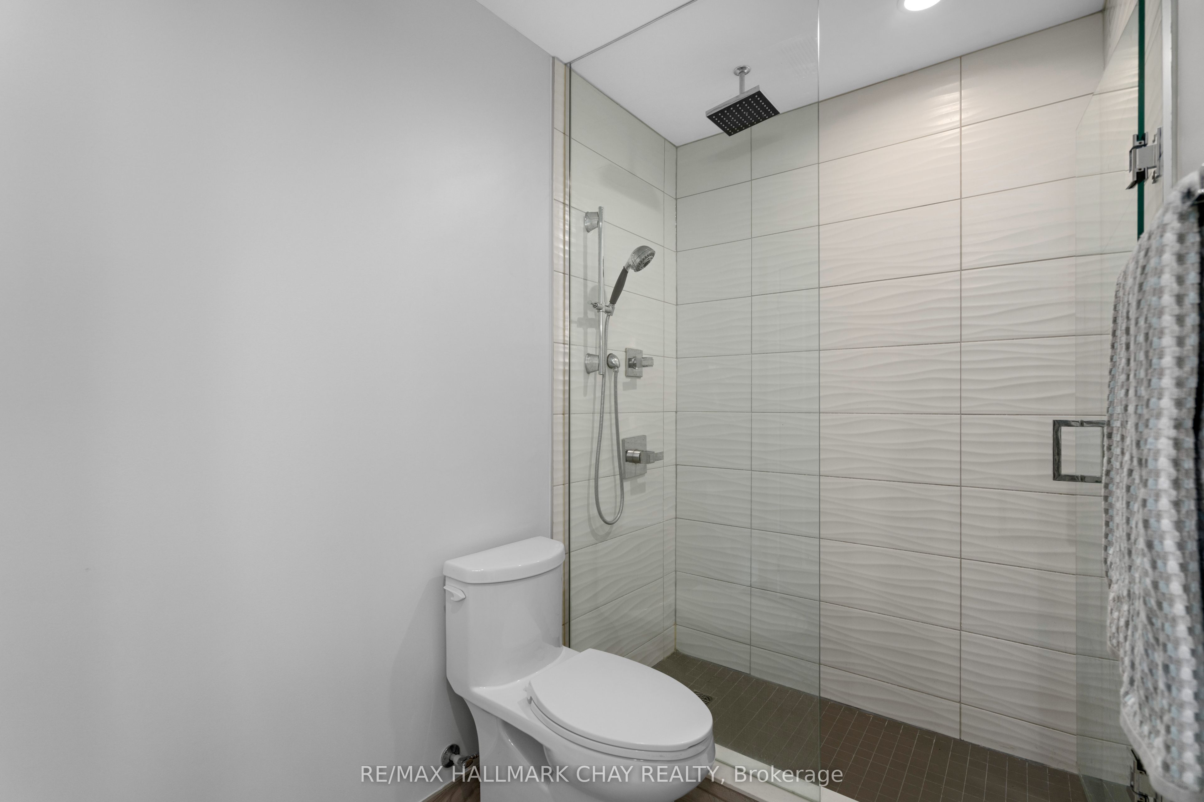 80 Horseshoe Boulevard #g01 Property Photo 22