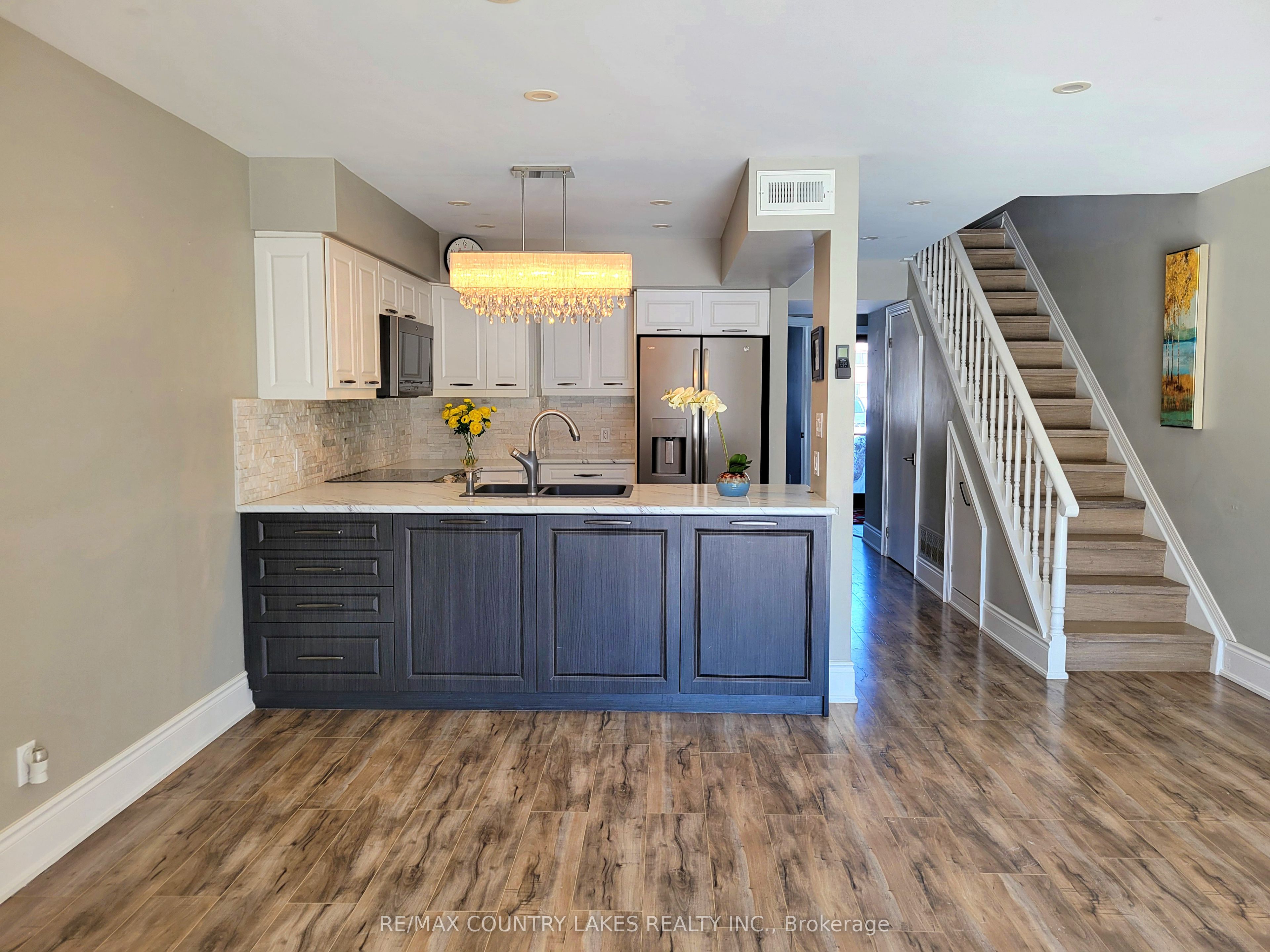 21 Laguna Parkway 35 Property Photo 10
