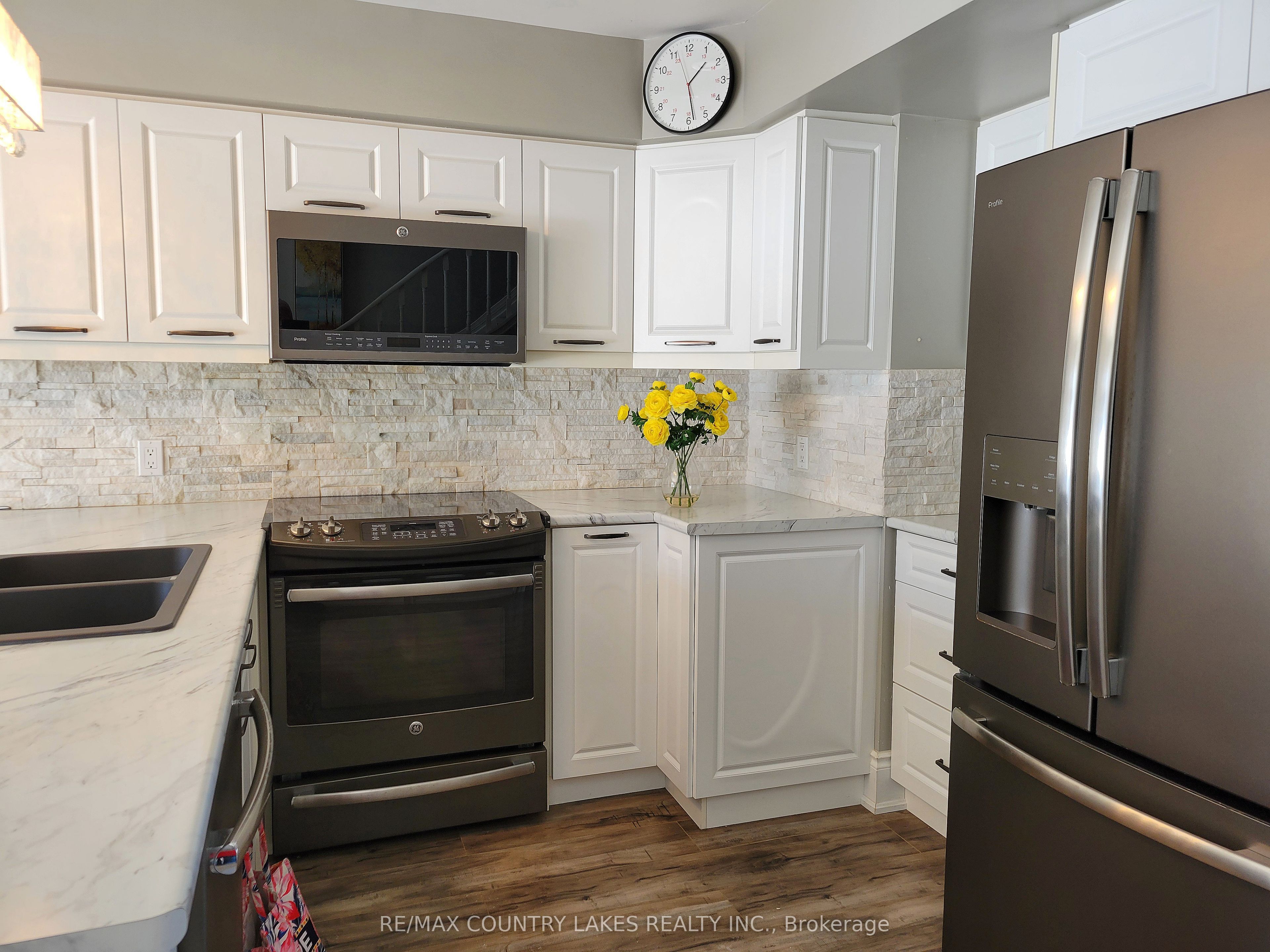 21 Laguna Parkway 35 Property Photo 11