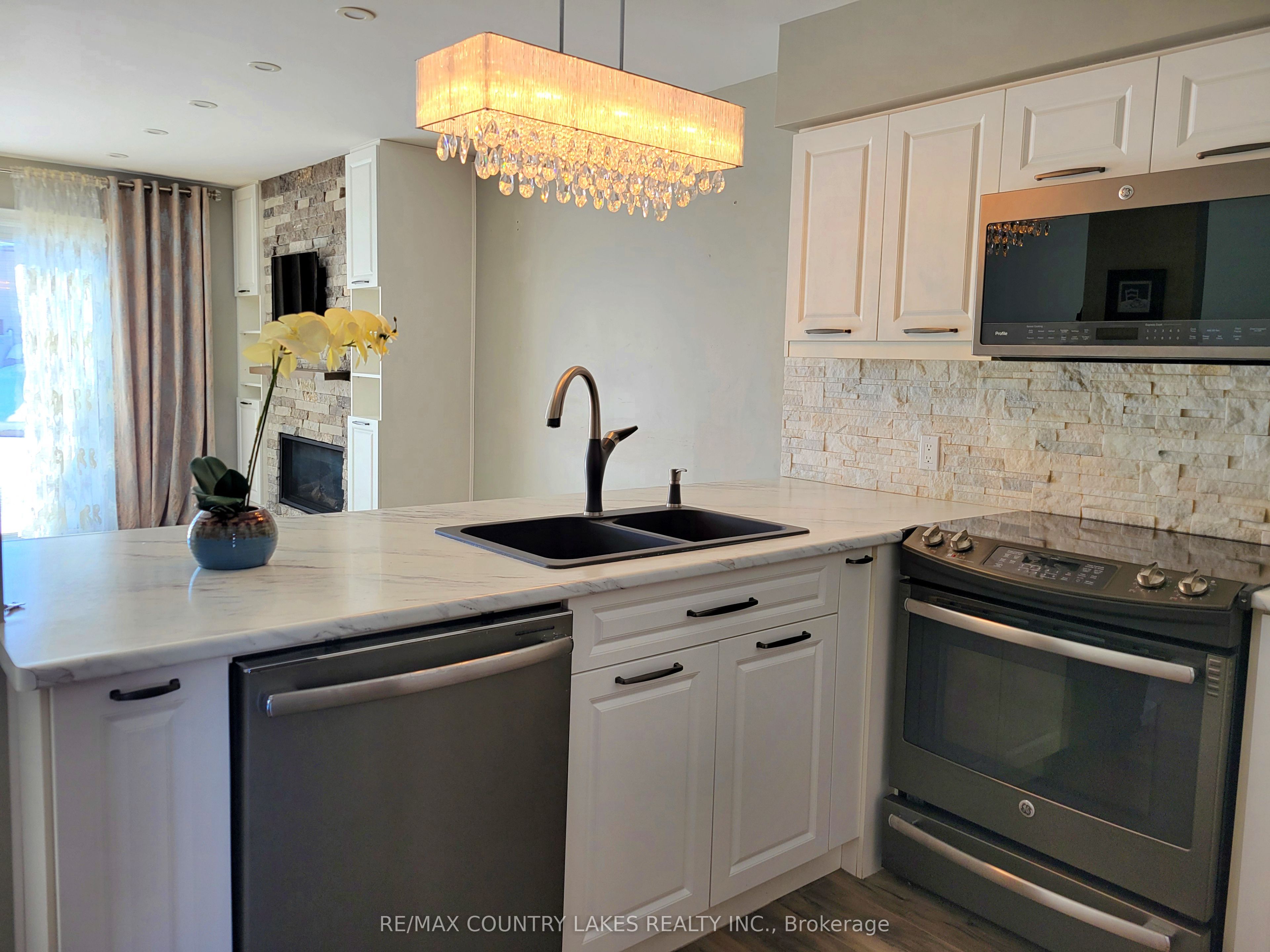 21 Laguna Parkway 35 Property Photo 12