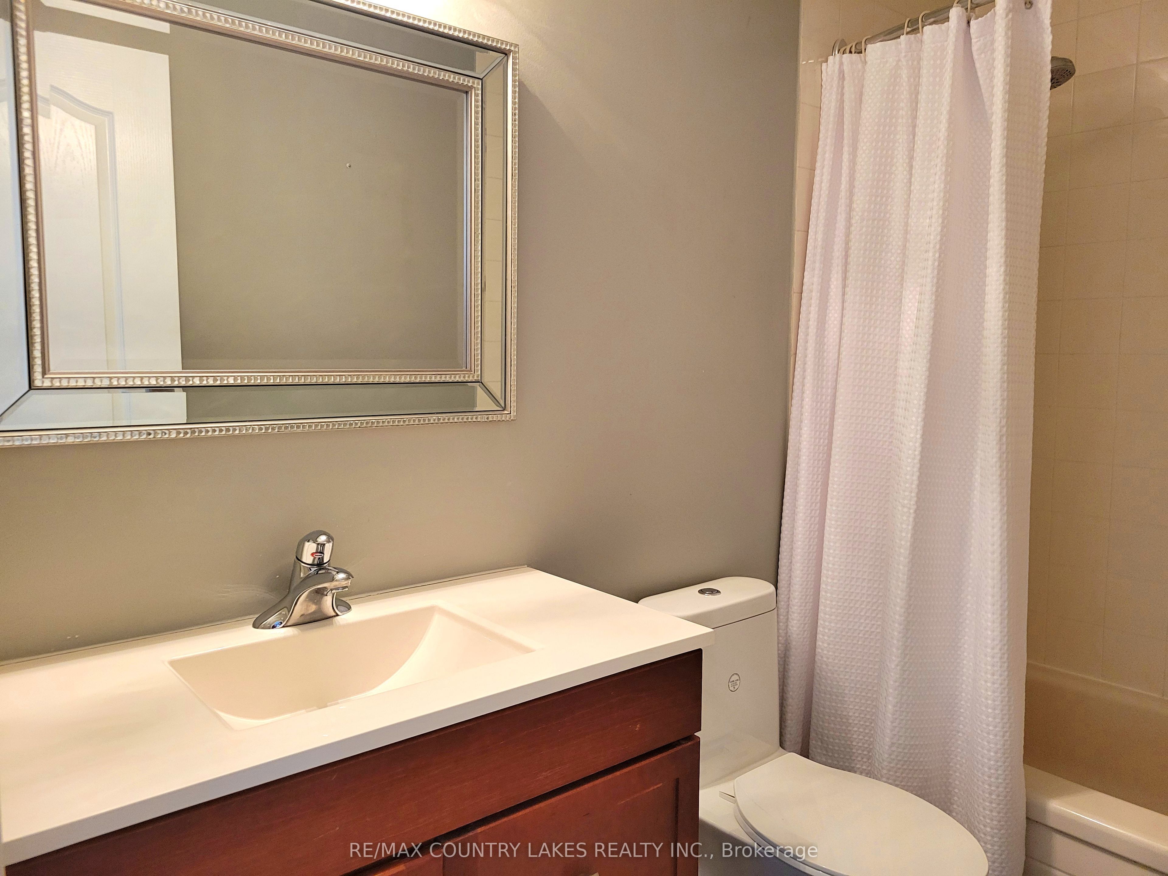 21 Laguna Parkway 35 Property Photo 19