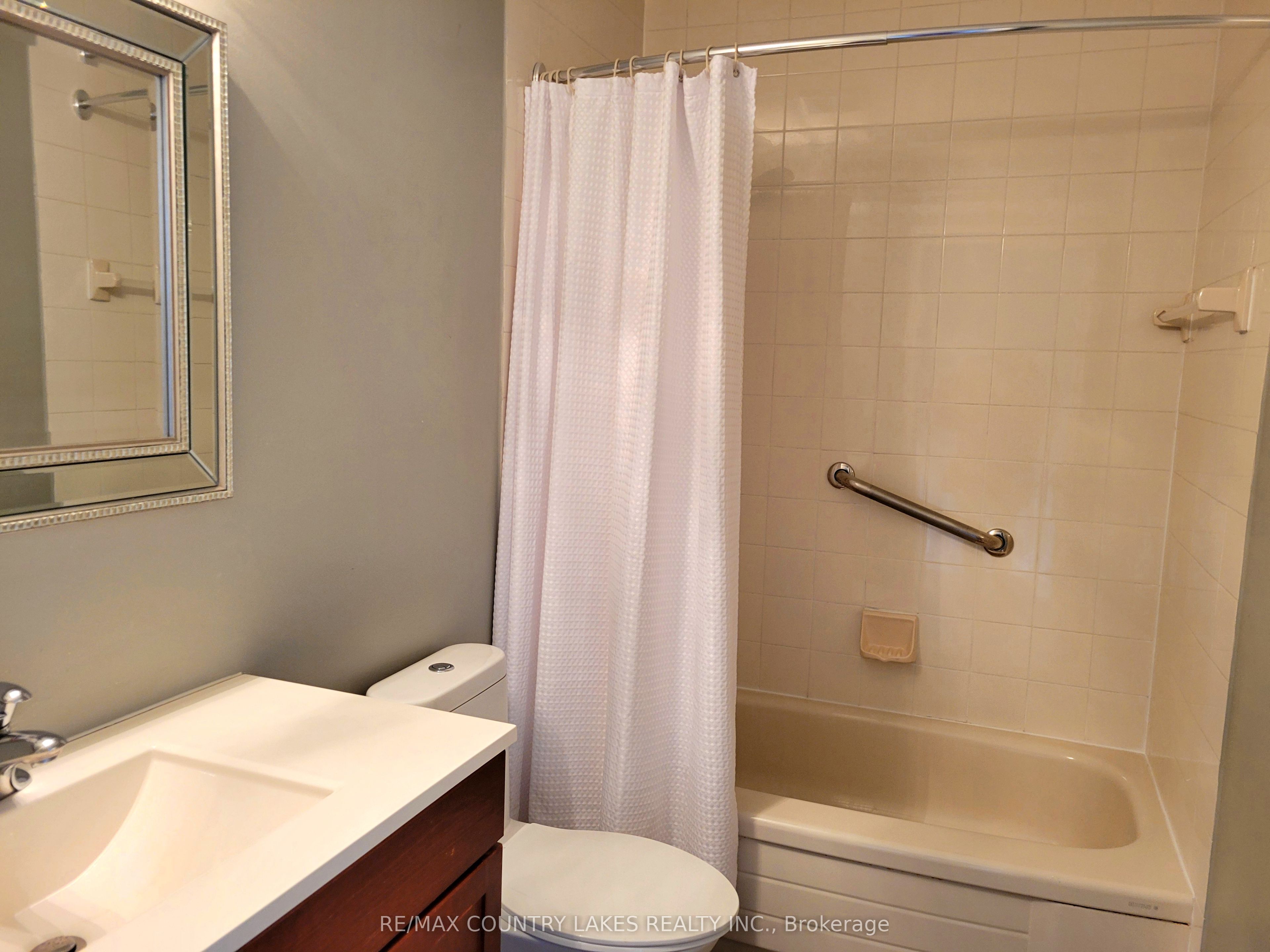 21 Laguna Parkway 35 Property Photo 20