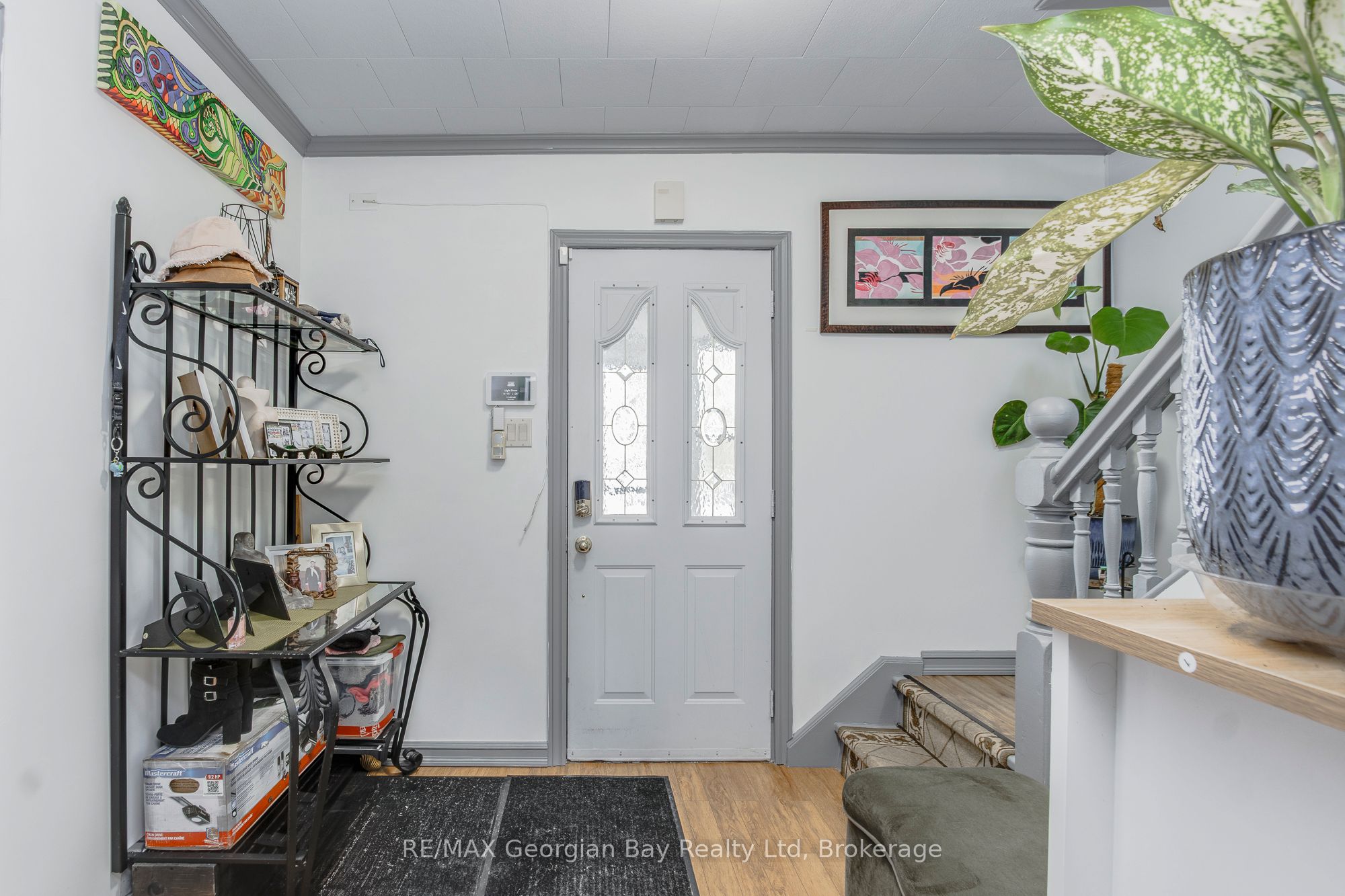 470 Manly Street Property Photo 3