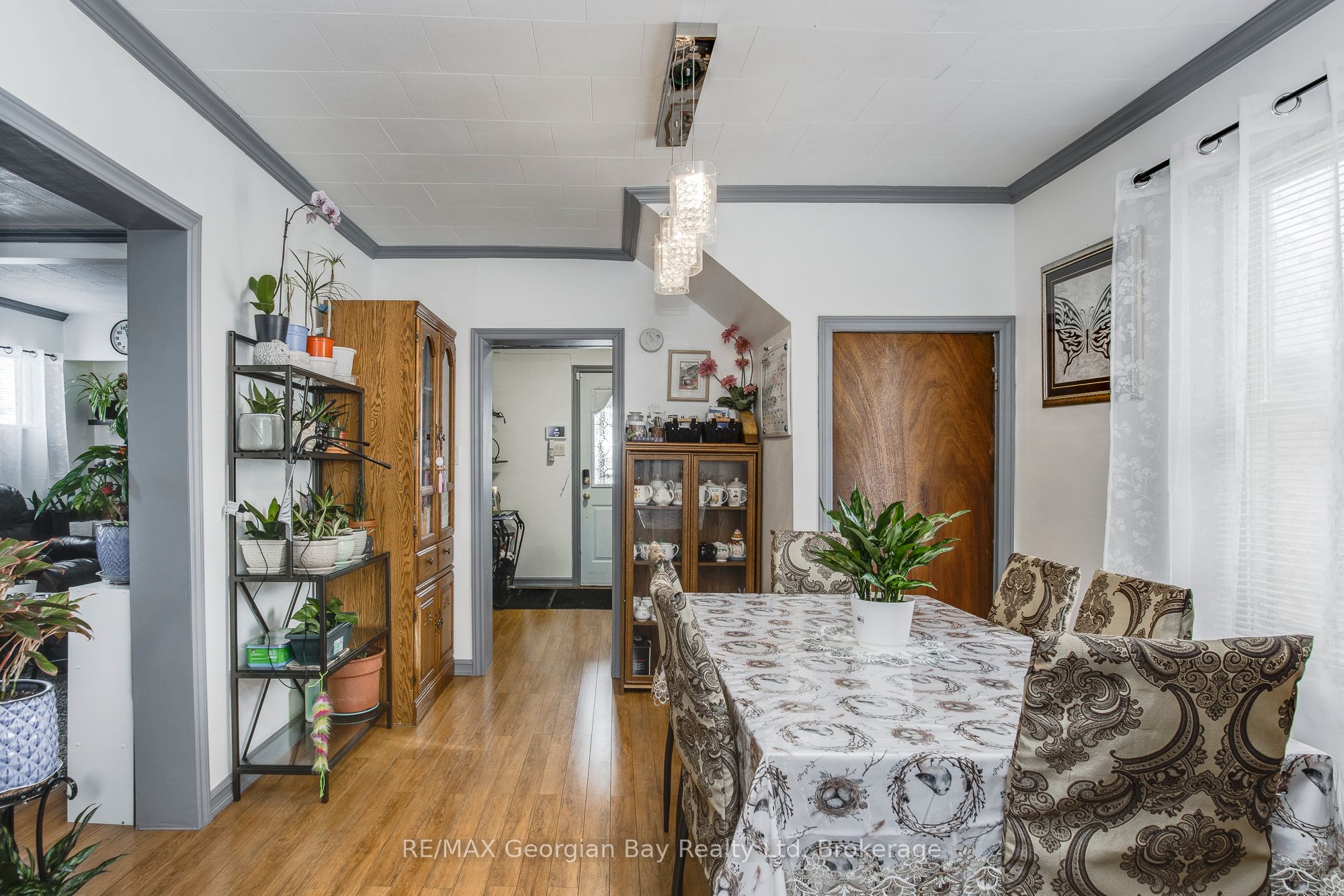 470 Manly Street Property Photo 5