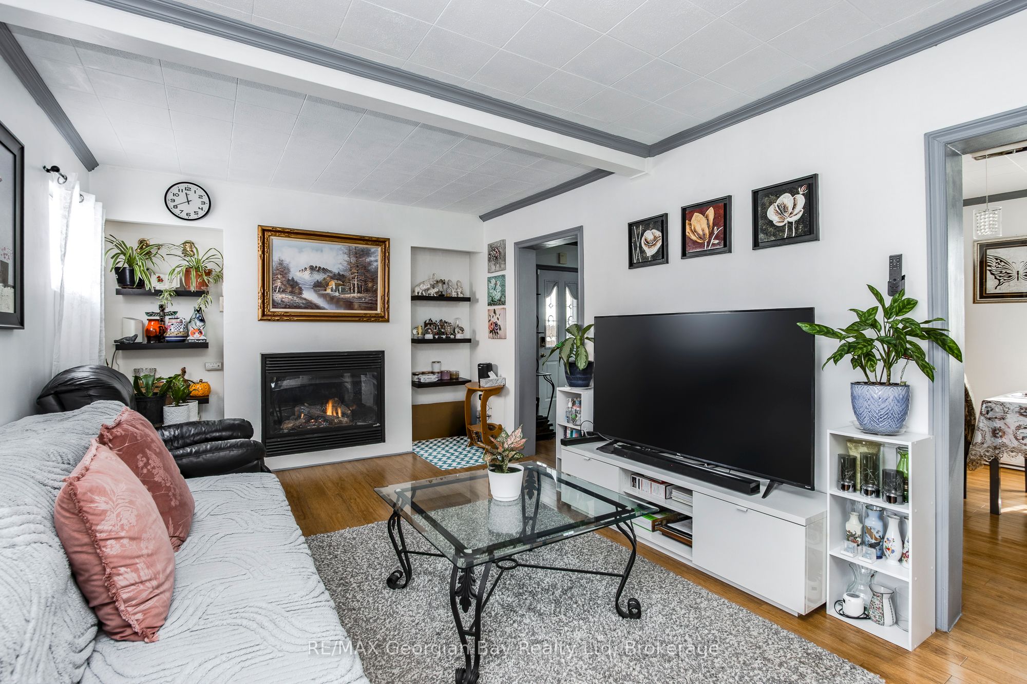 470 Manly Street Property Photo 10