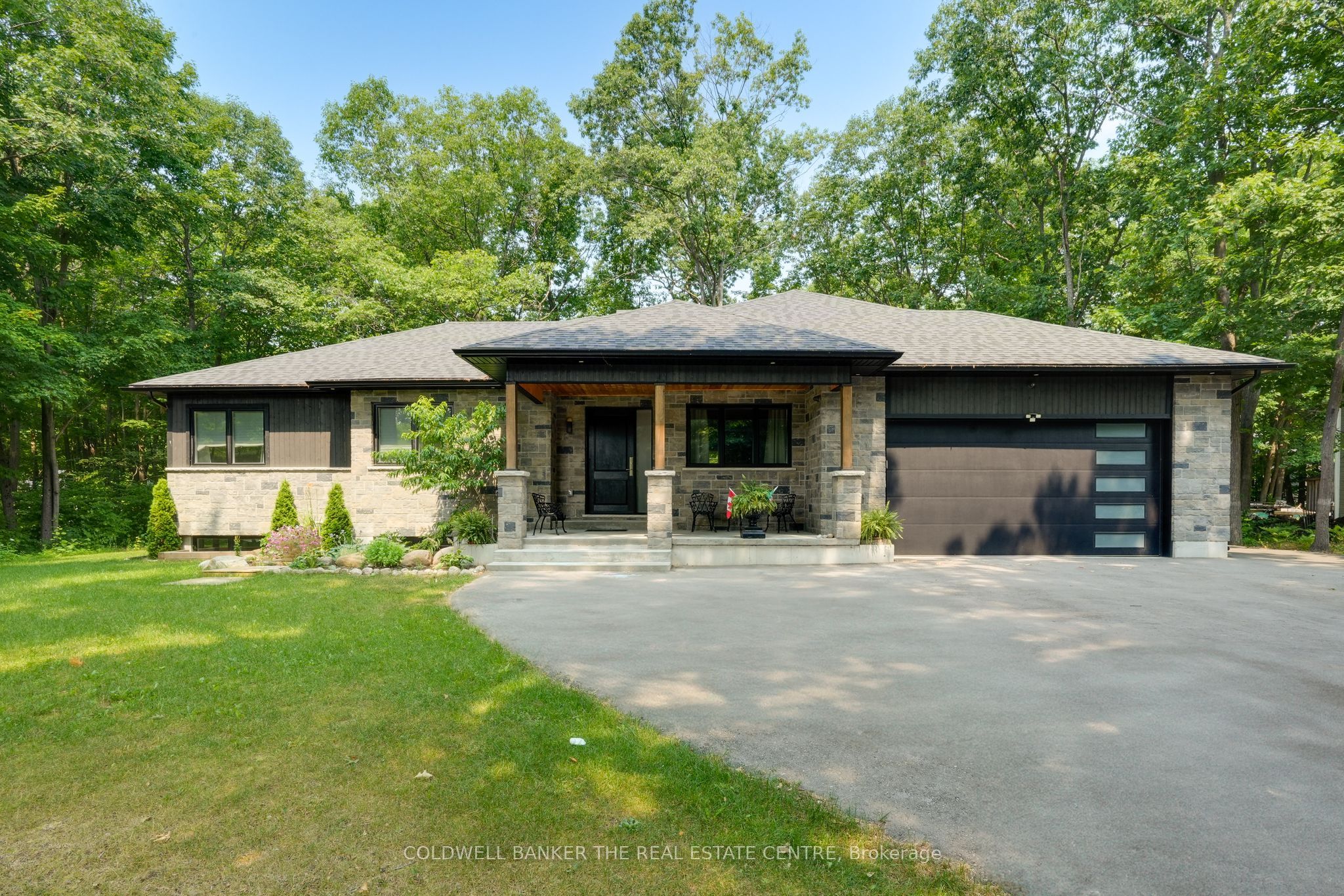 34 Oakwood Avenue Property Photo 1
