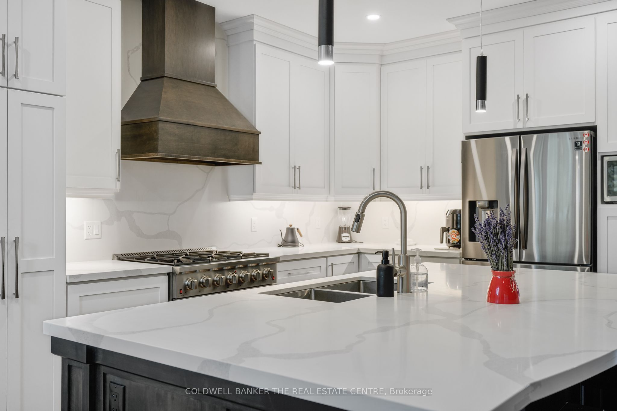 34 Oakwood Avenue Property Photo 9