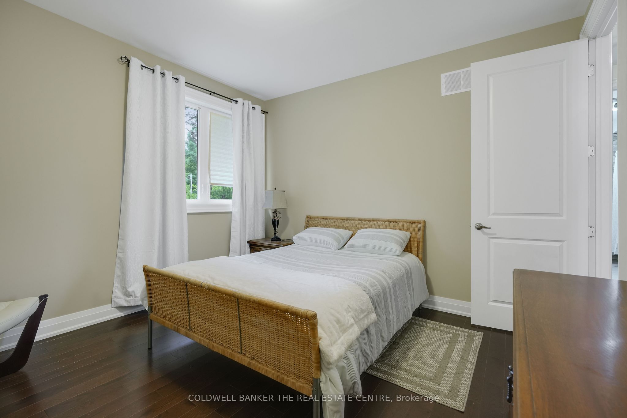 34 Oakwood Avenue Property Photo 21