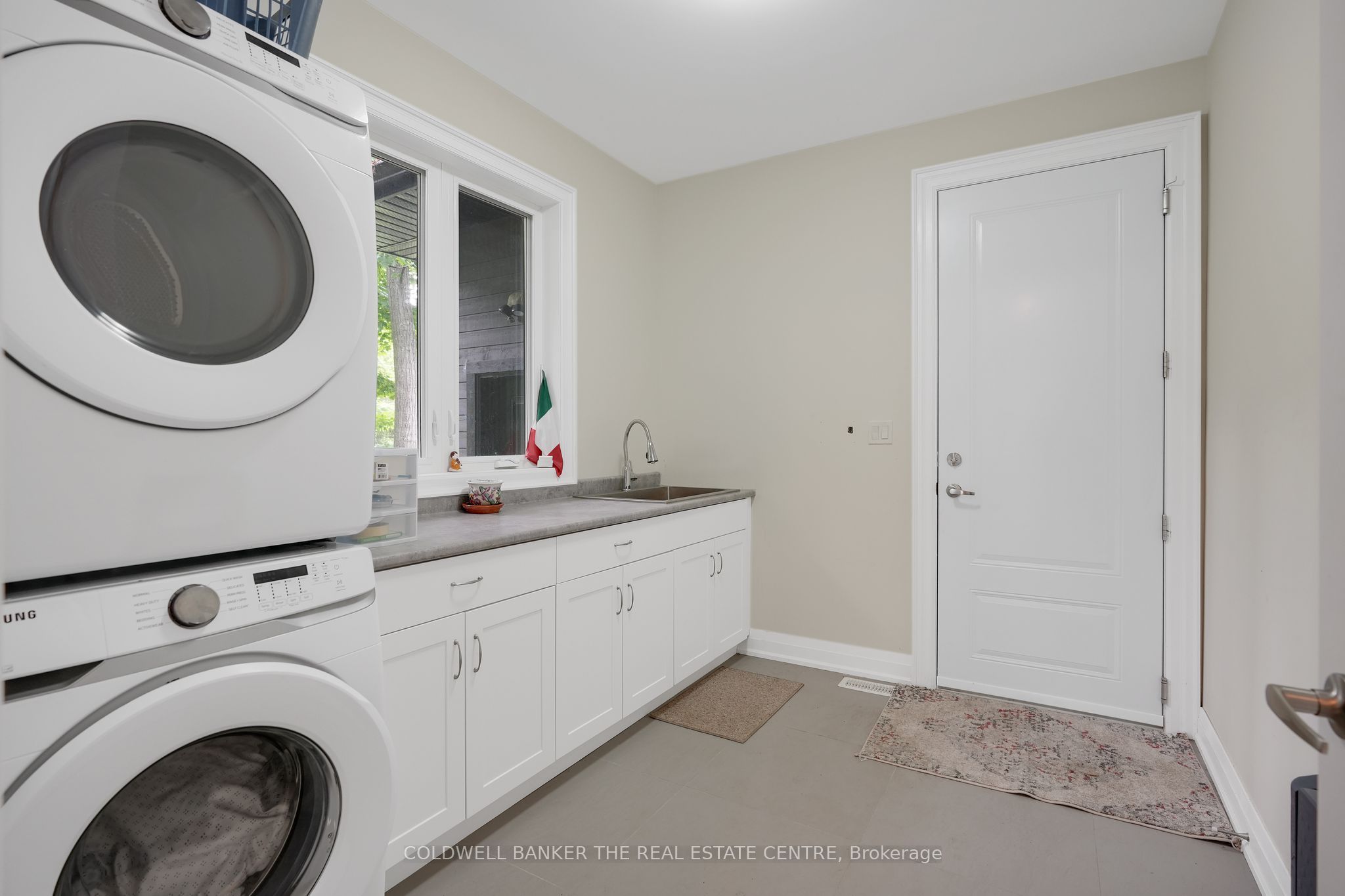 34 Oakwood Avenue Property Photo 25