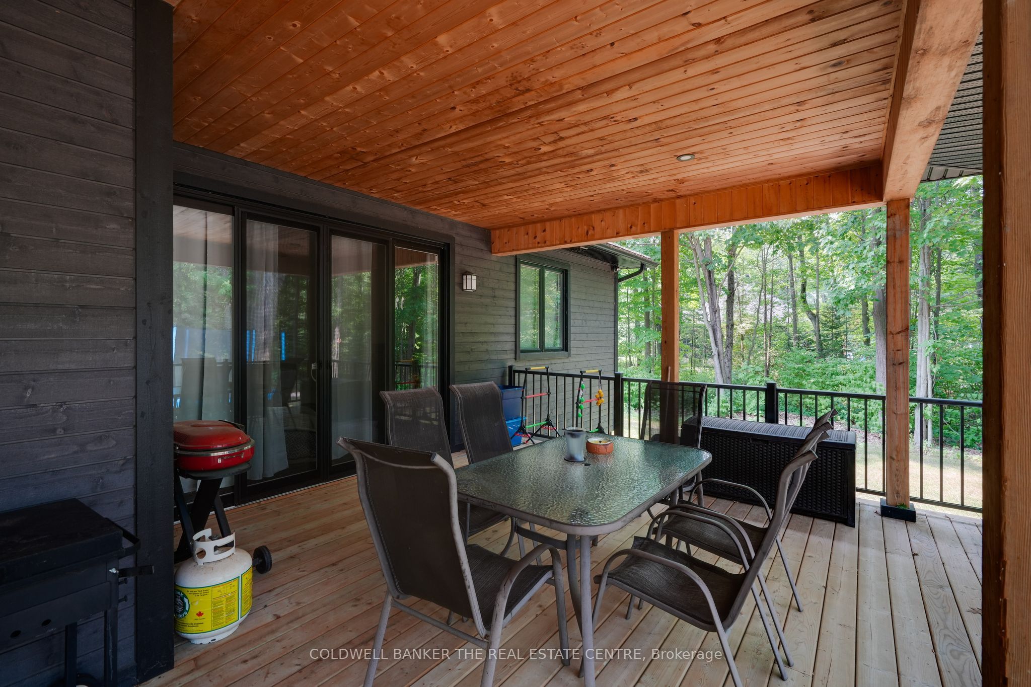 34 Oakwood Avenue Property Photo 28