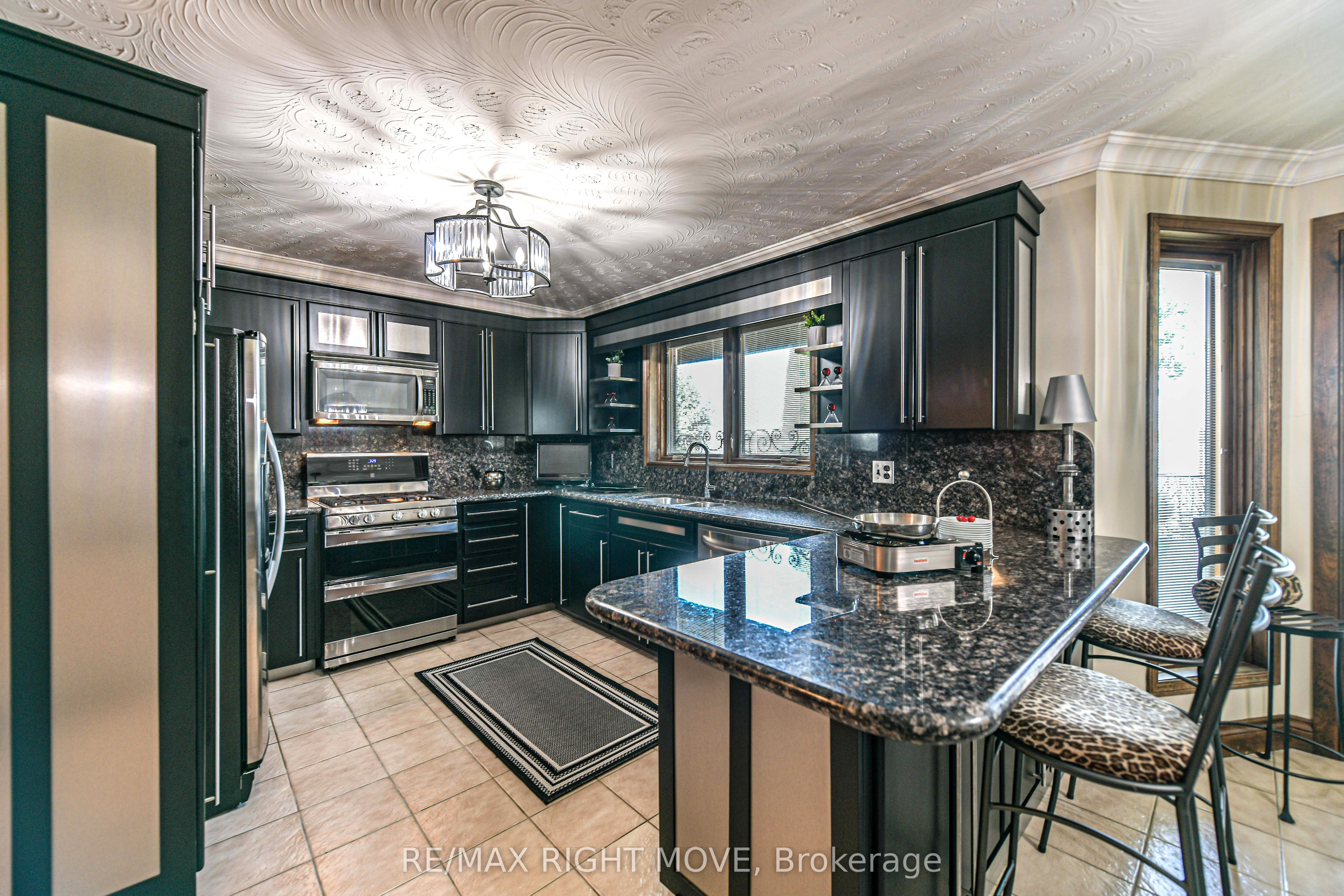 759 Broadview Avenue Property Photo 22