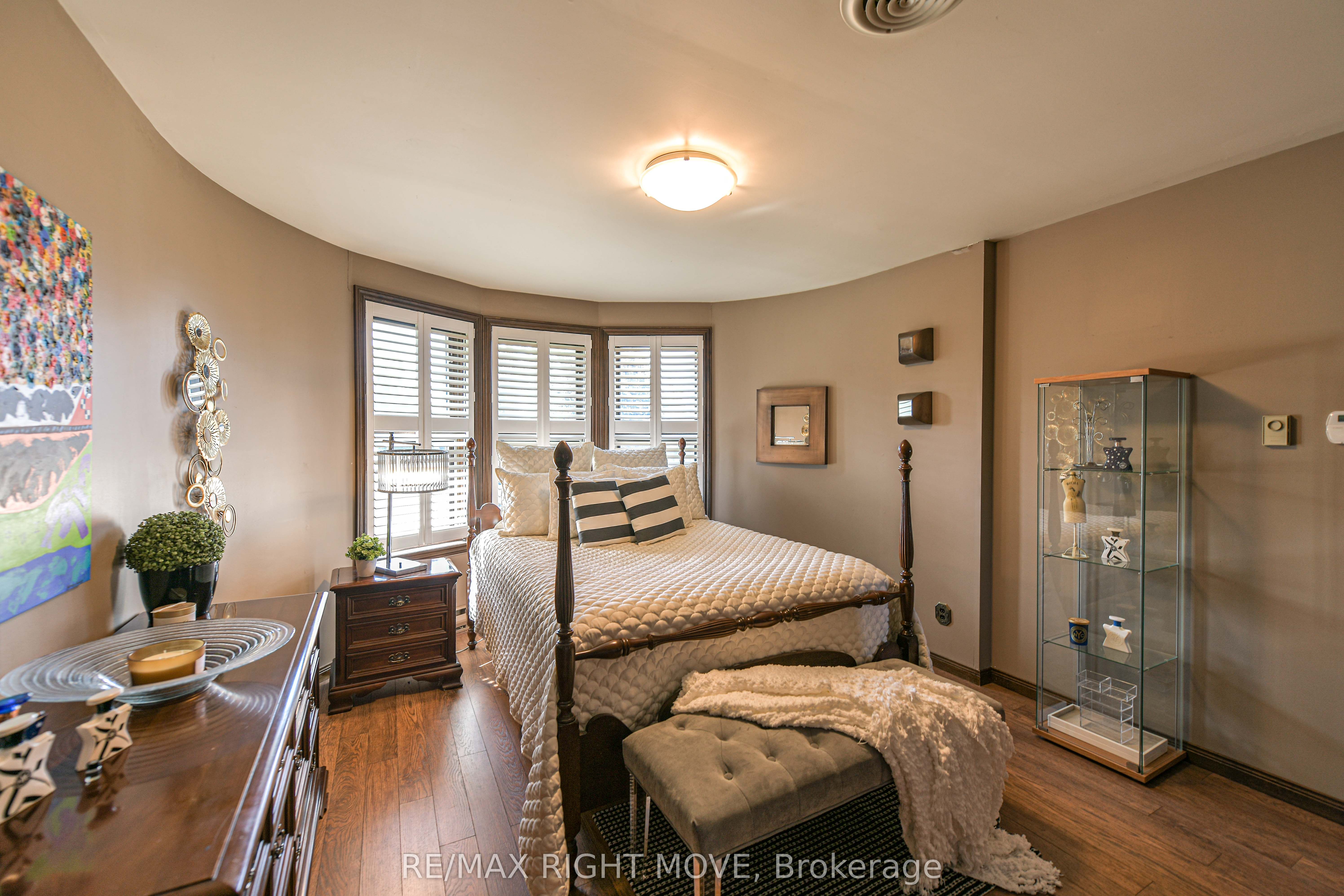 759 Broadview Avenue Property Photo 36