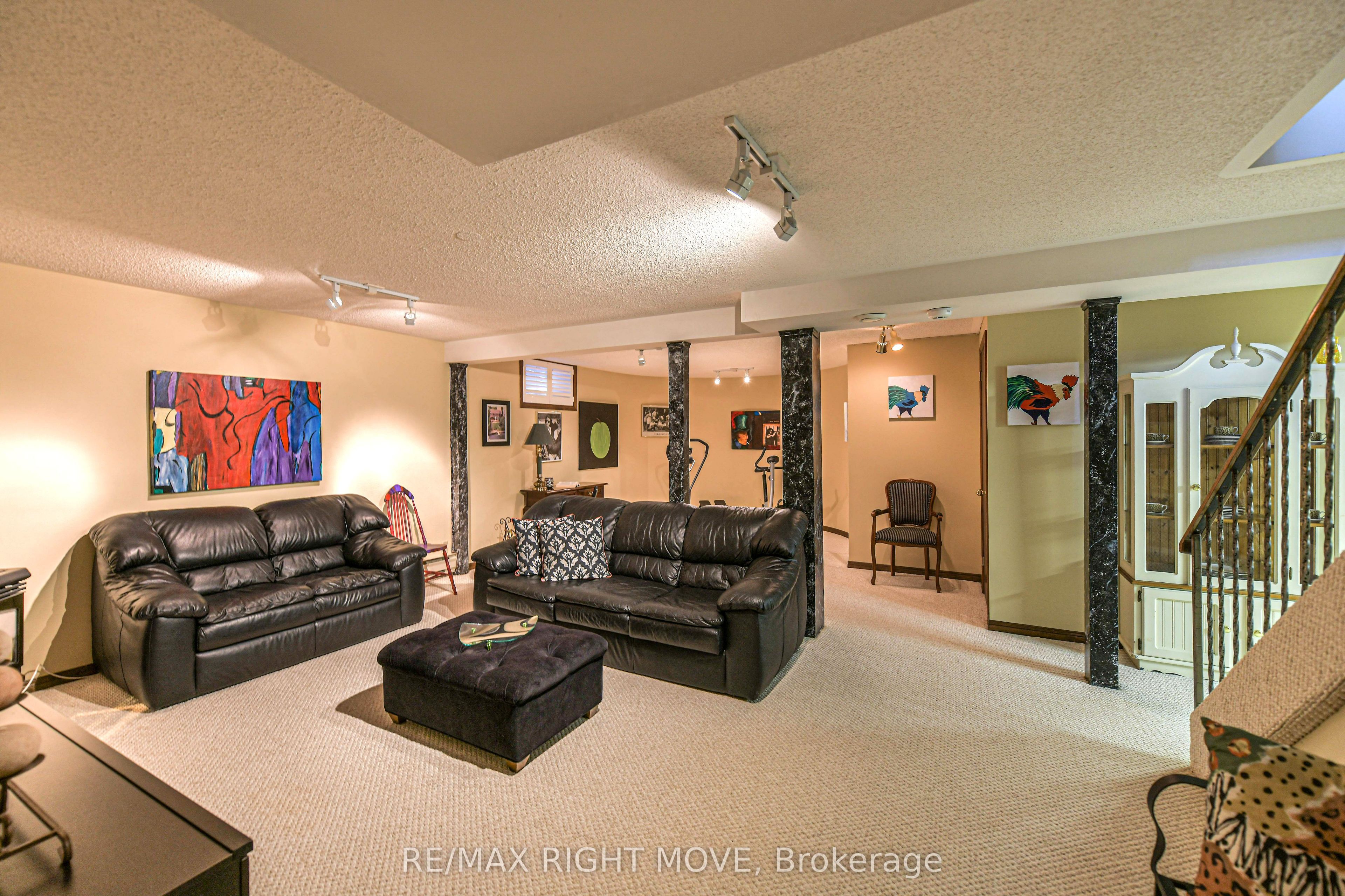 759 Broadview Avenue Property Photo 39