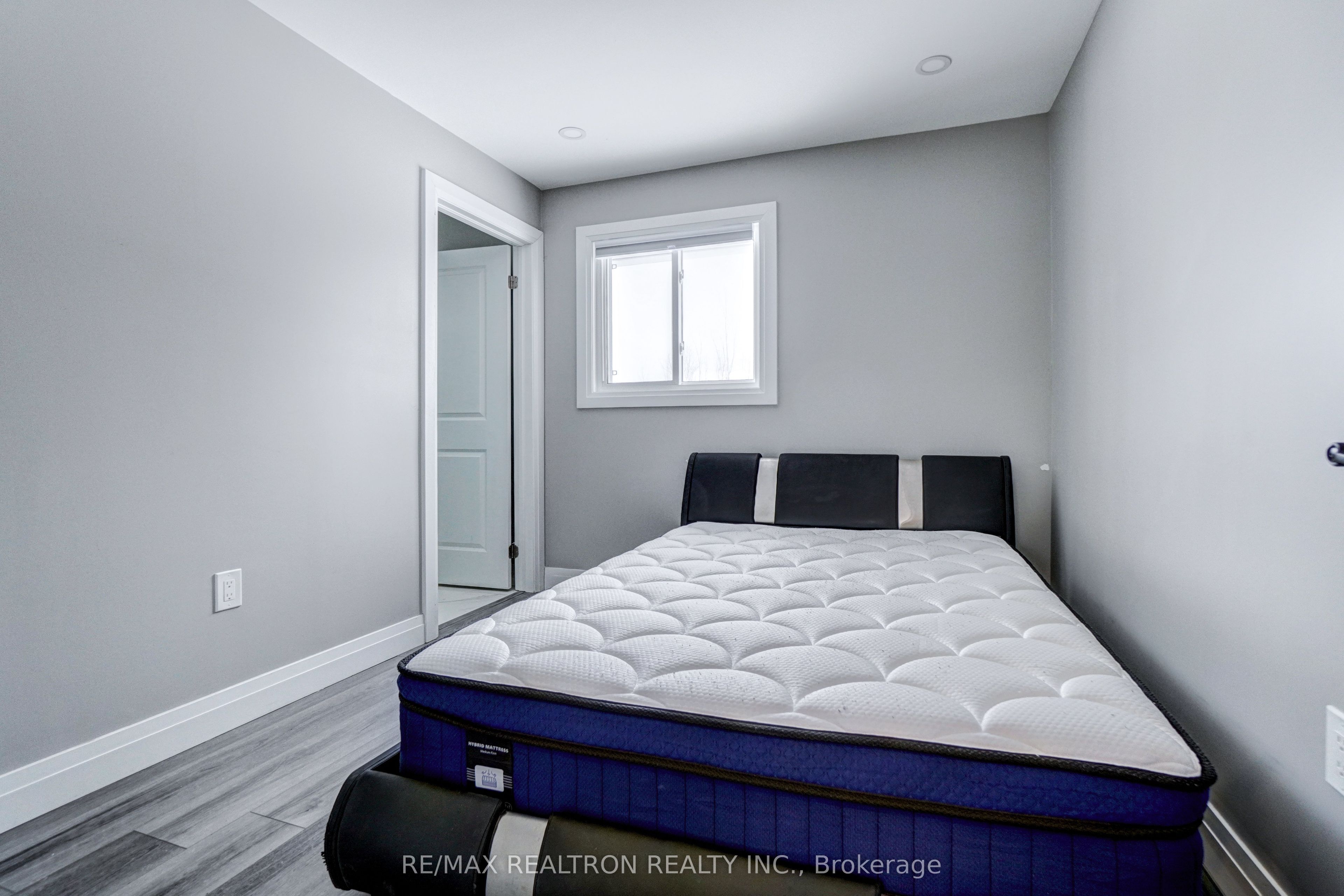 778 Atherley Road Property Photo 18