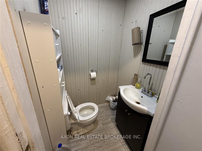 68 Main Street Property Photo 5
