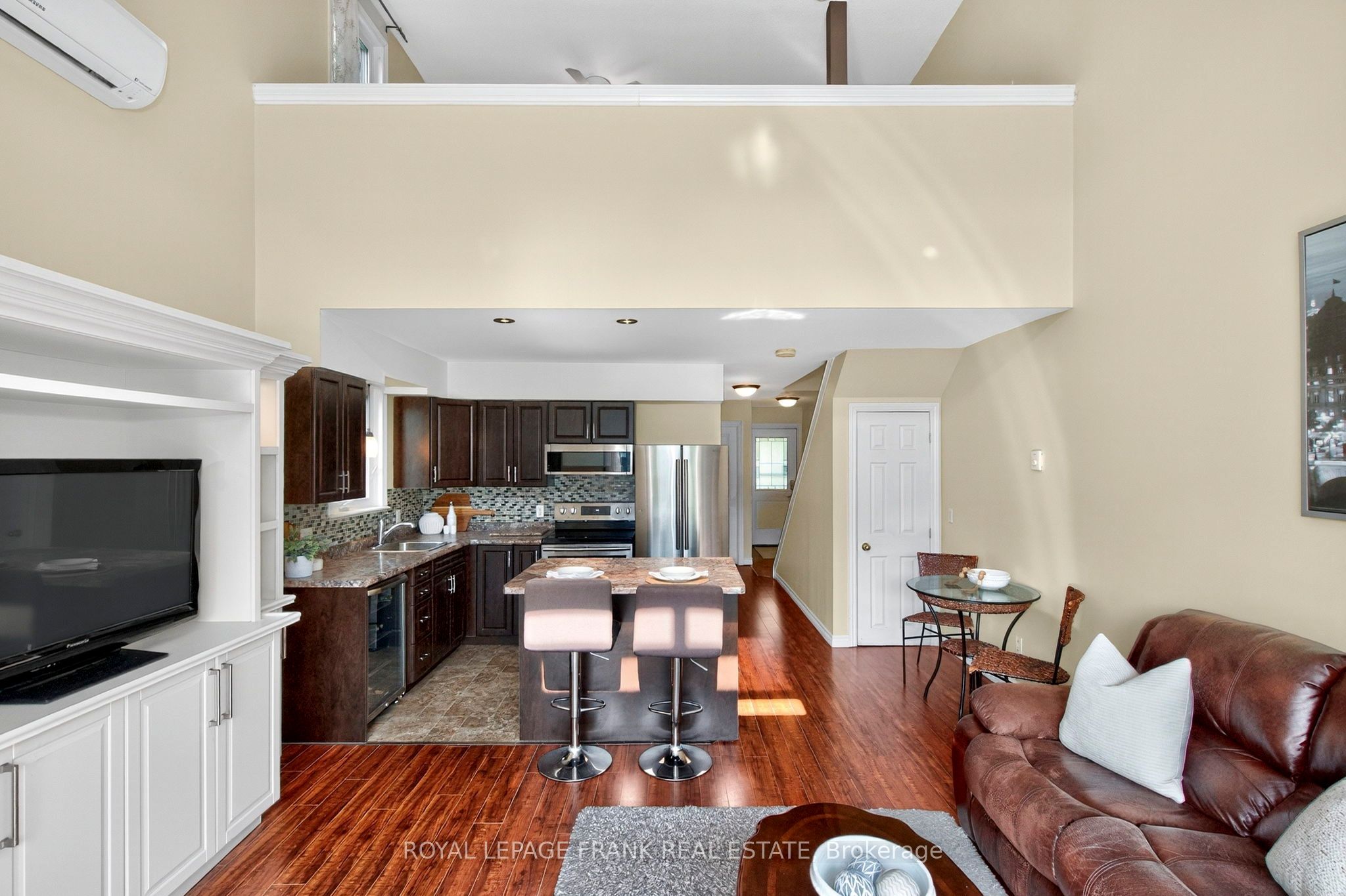 81 Laguna Parkway 14 Property Photo 7