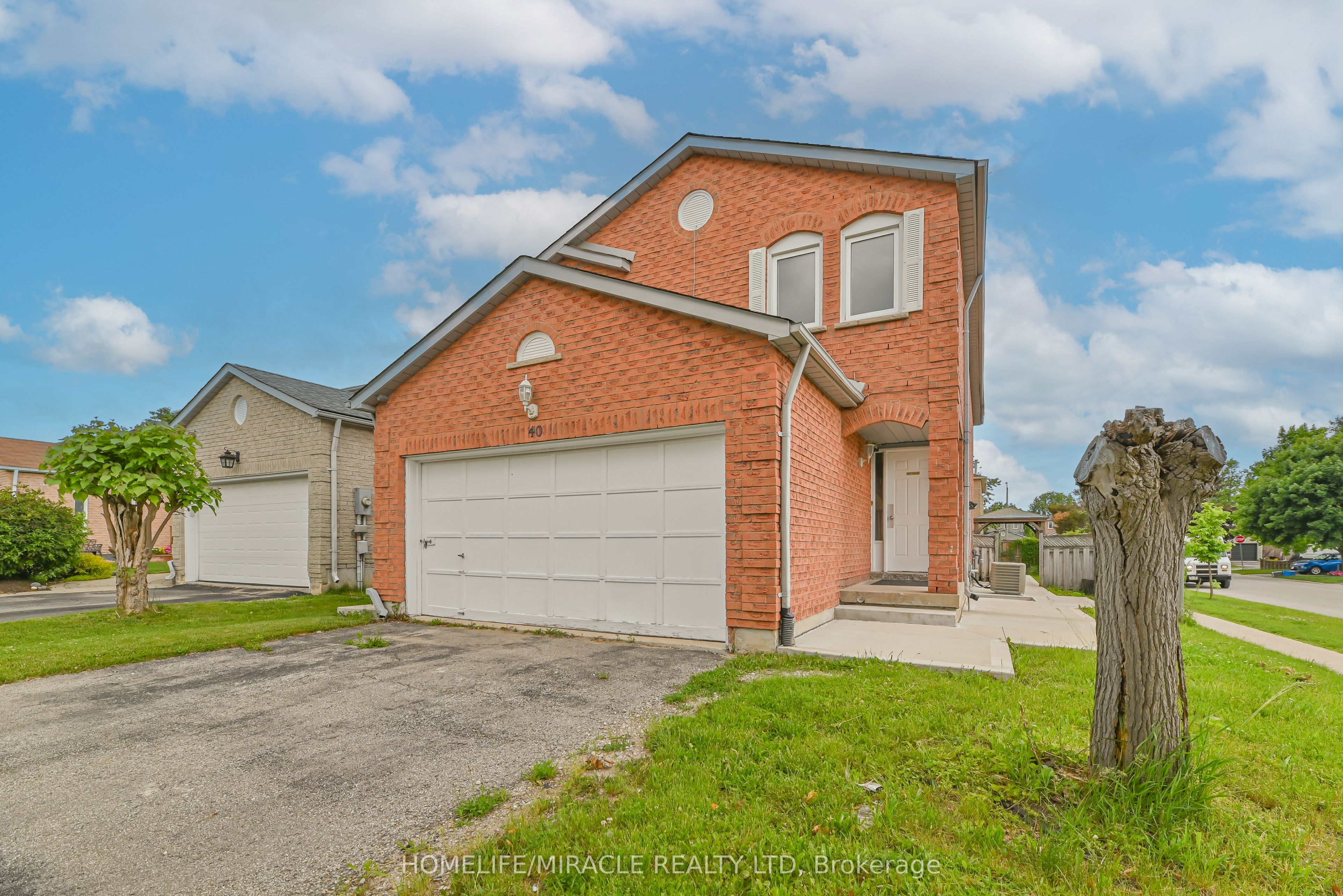 40 Blair Crescent Property Photo 2