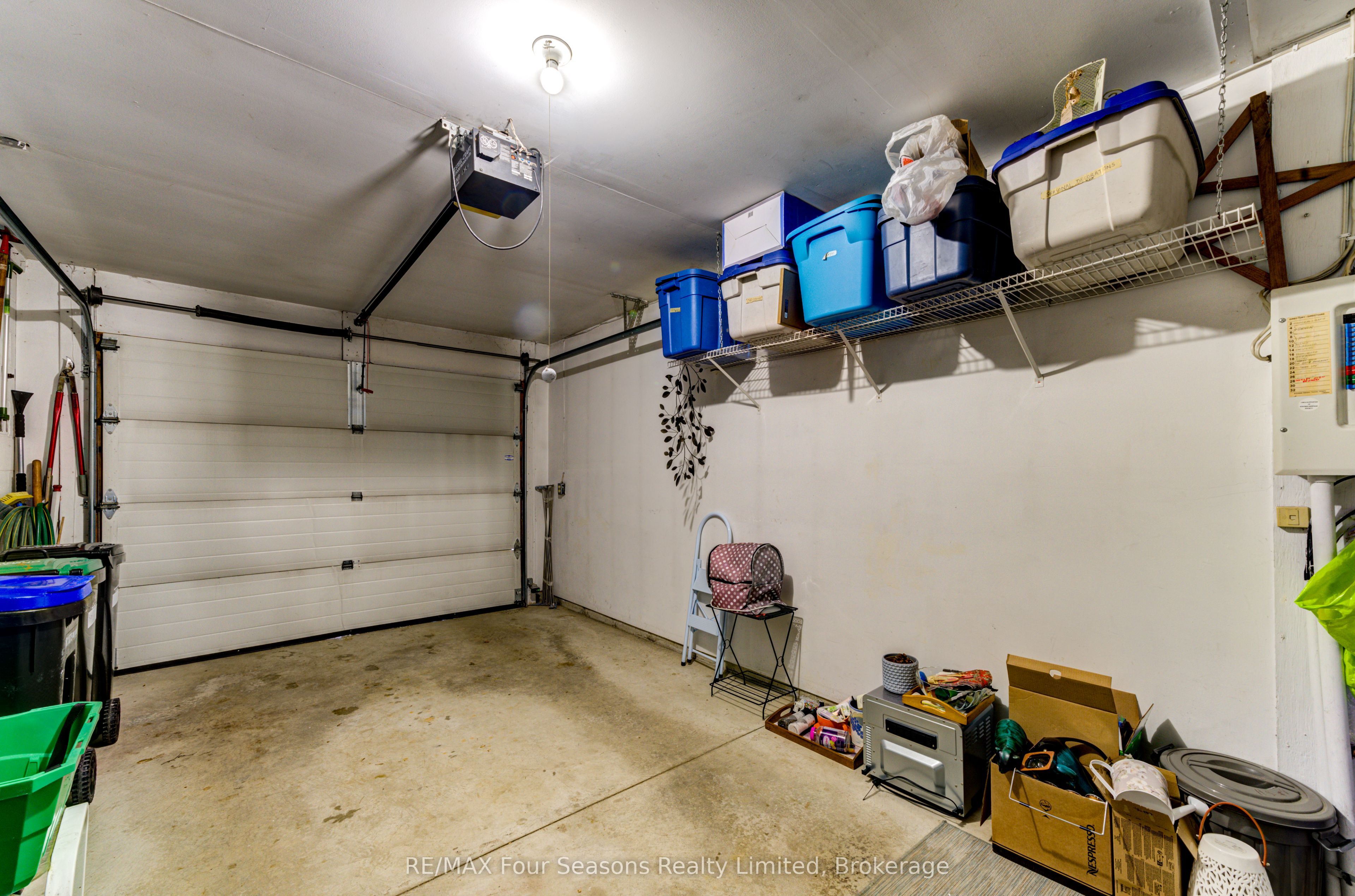 275 Huron Street 8 Property Photo 35