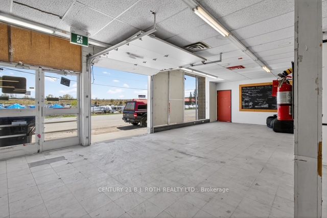 78 Coldwater Road W Property Photo 2