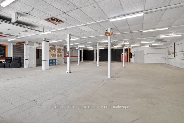 78 Coldwater Road W Property Photo 3