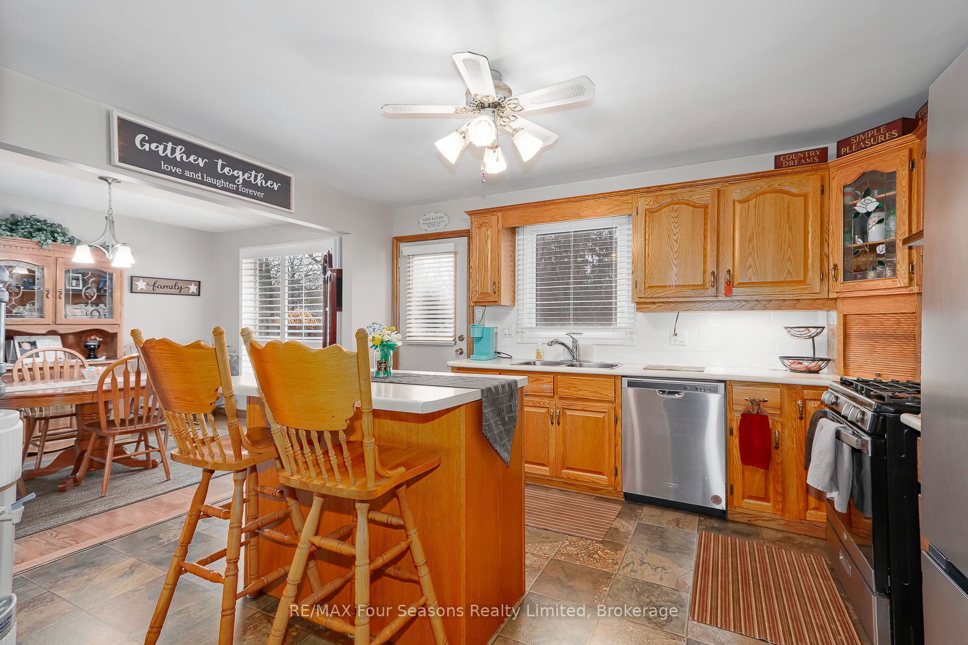 218 Datas Drive Property Photo 15