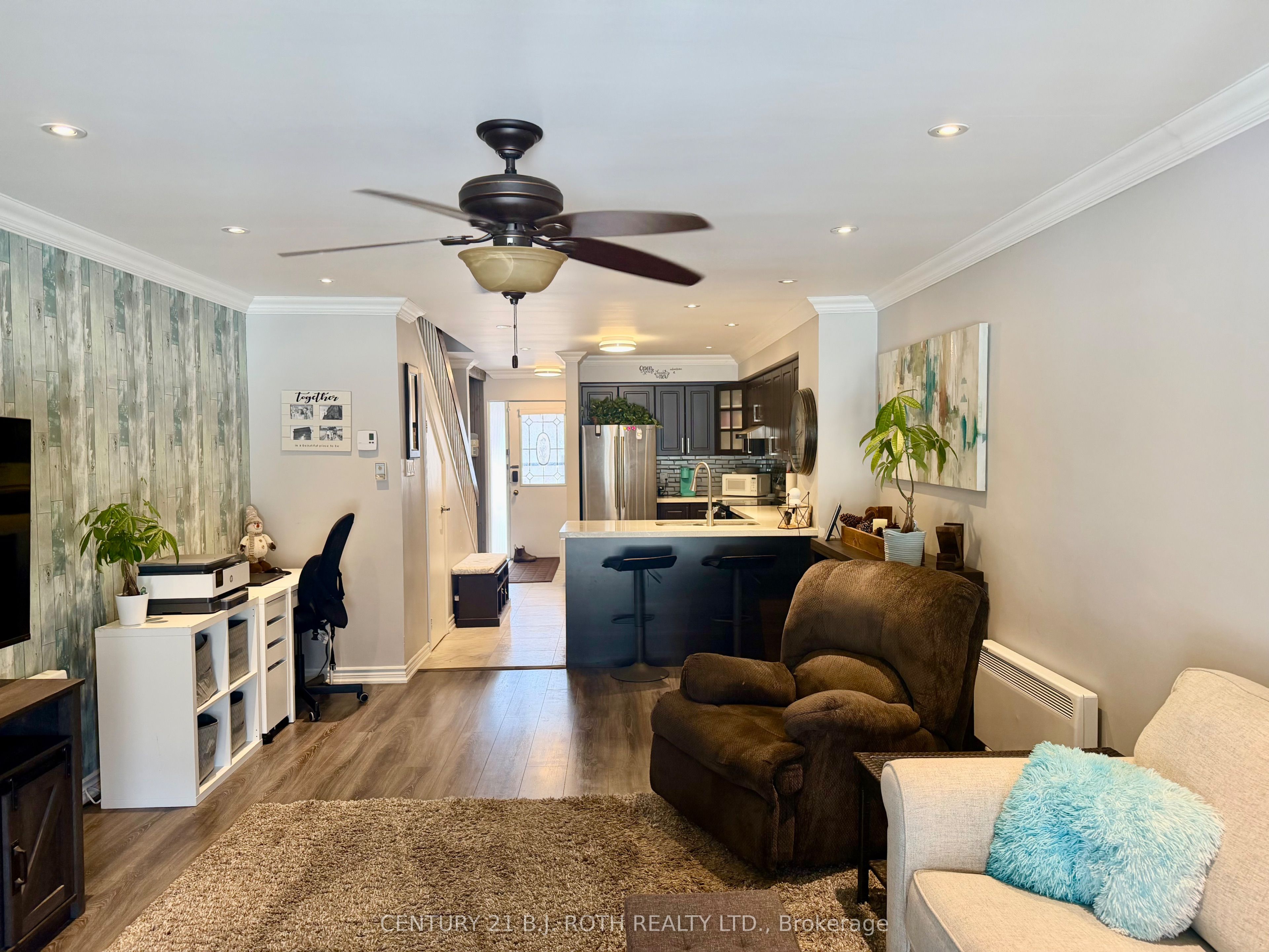 70 Laguna Parkway 6 Property Photo 8
