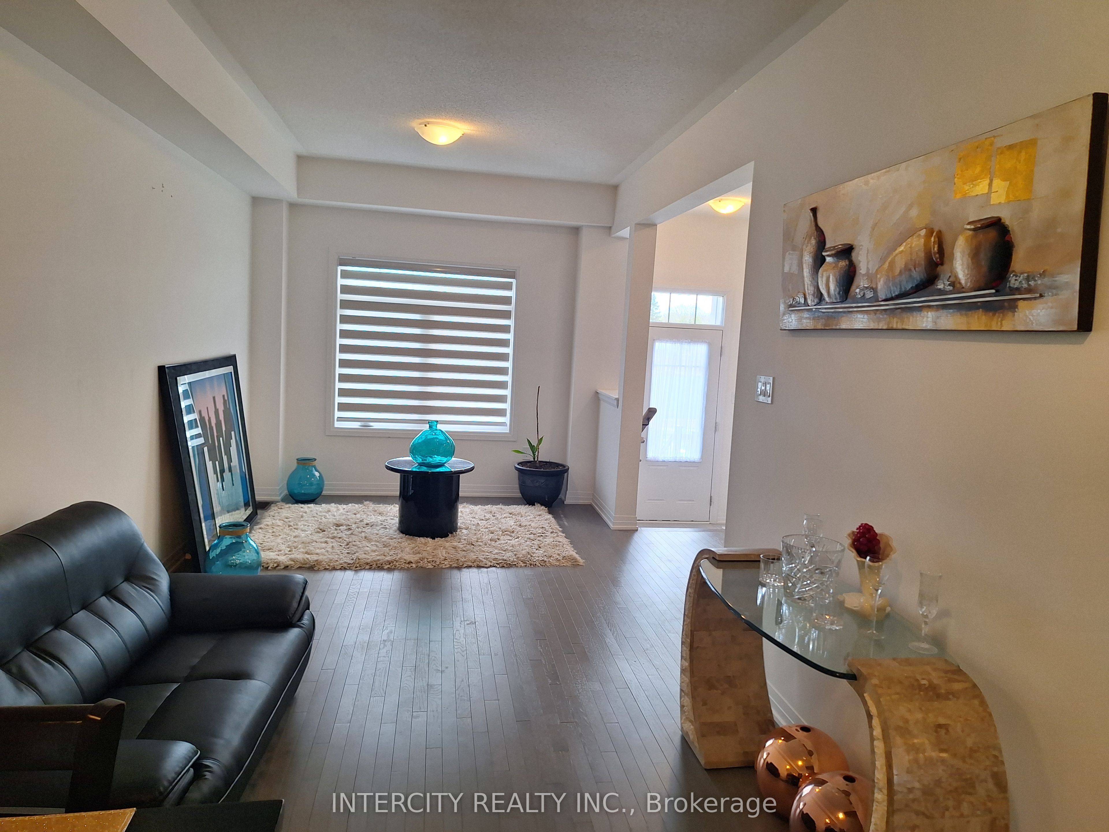 343 Quebec Street Property Photo 6