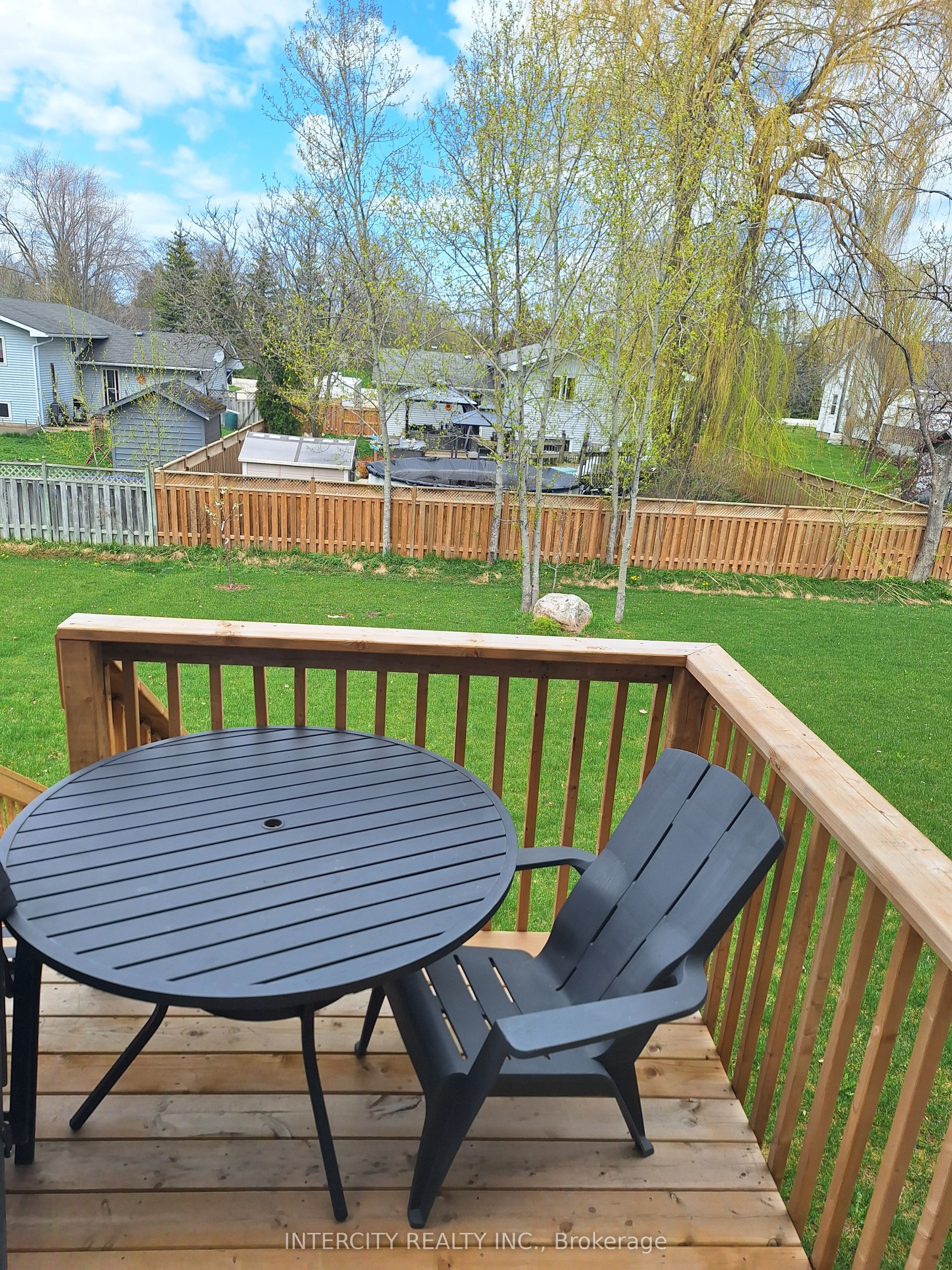 343 Quebec Street Property Photo 9