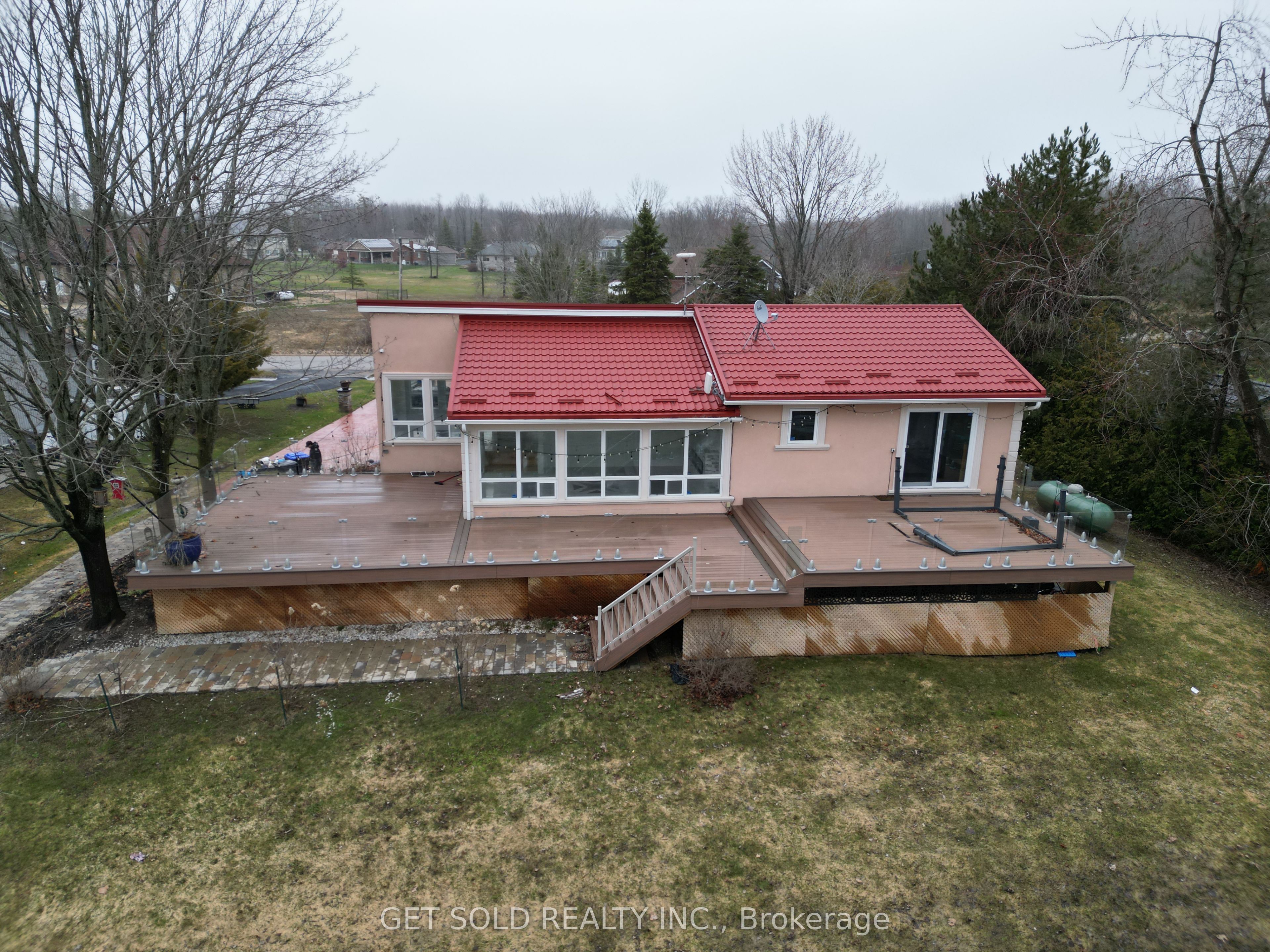 3778 Harrys Lane W Property Photo 11