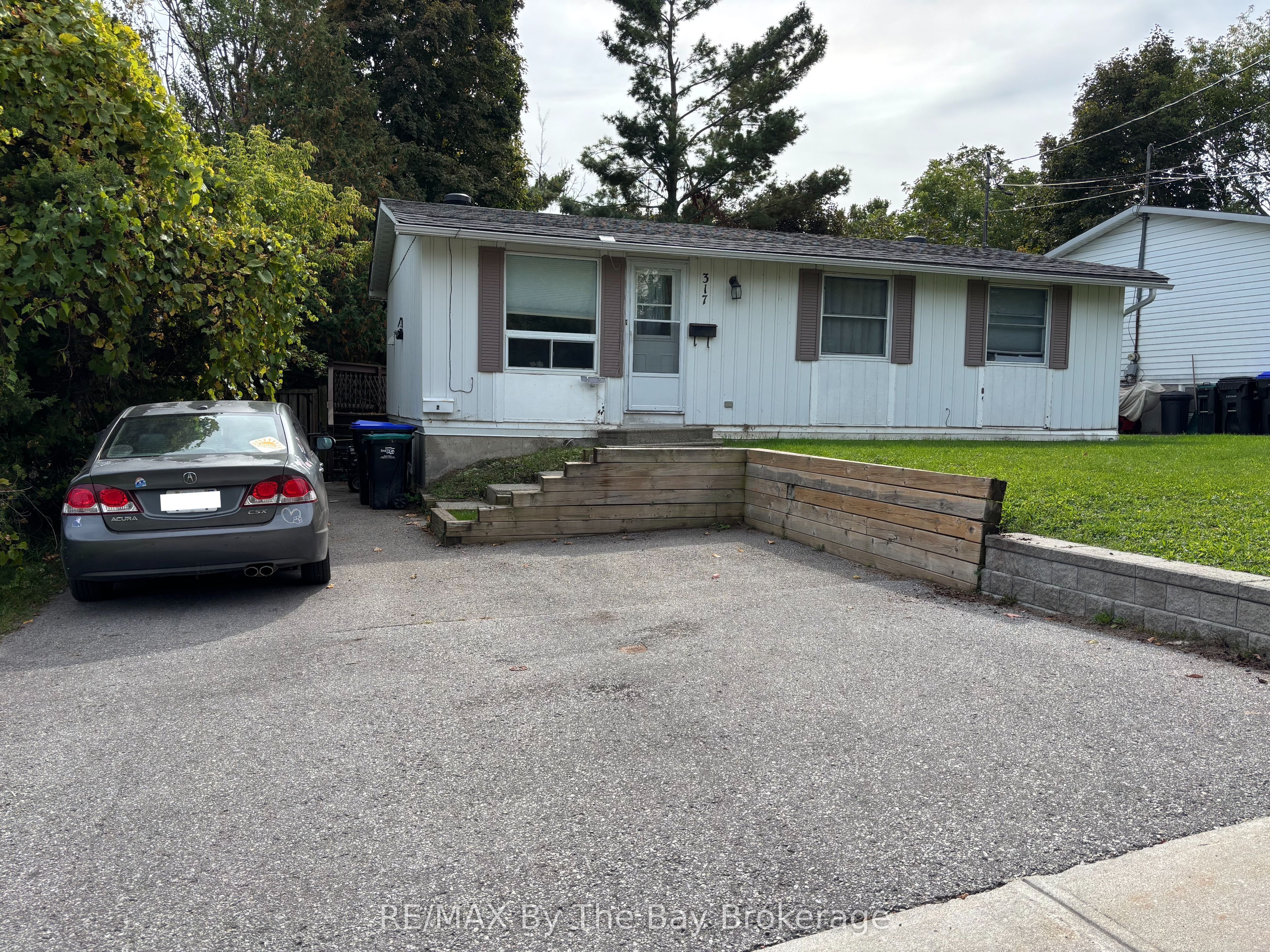 317 Hugel Avenue Property Photo 1