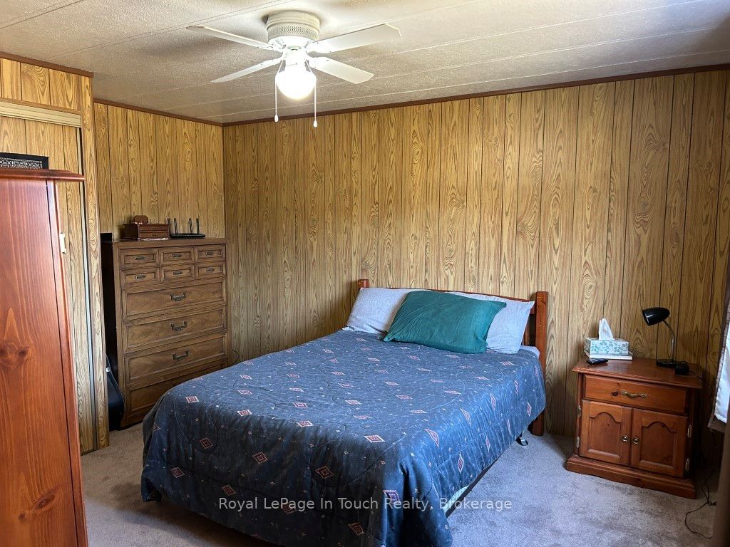 5263 Elliott Side Road 37 Property Photo 6