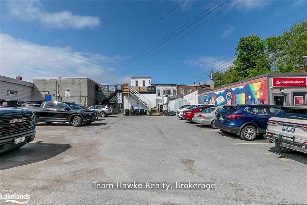 261 King Street Property Photo 29
