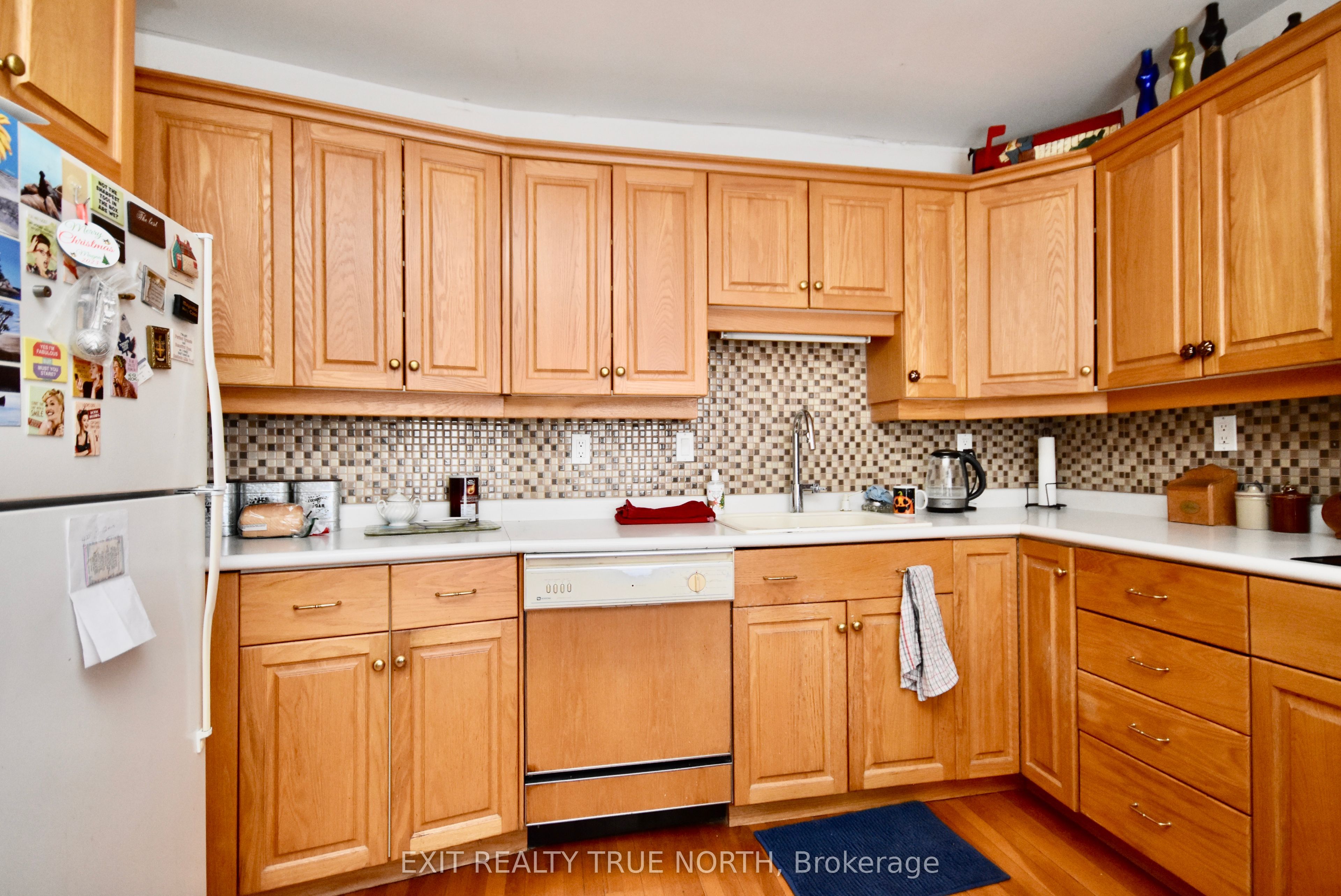 342 King Street Property Photo 29