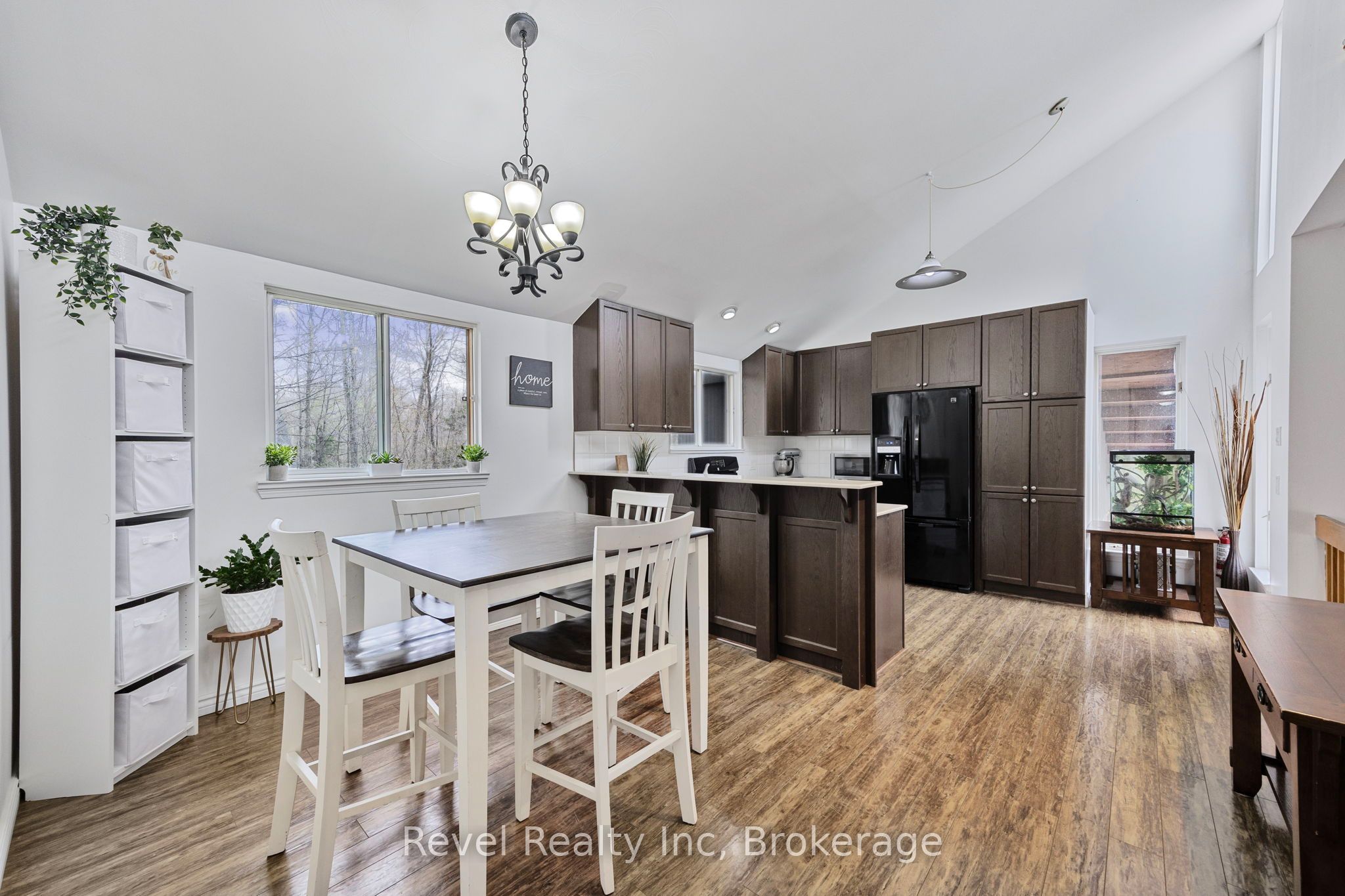 158 Desroches Trail Property Photo 2