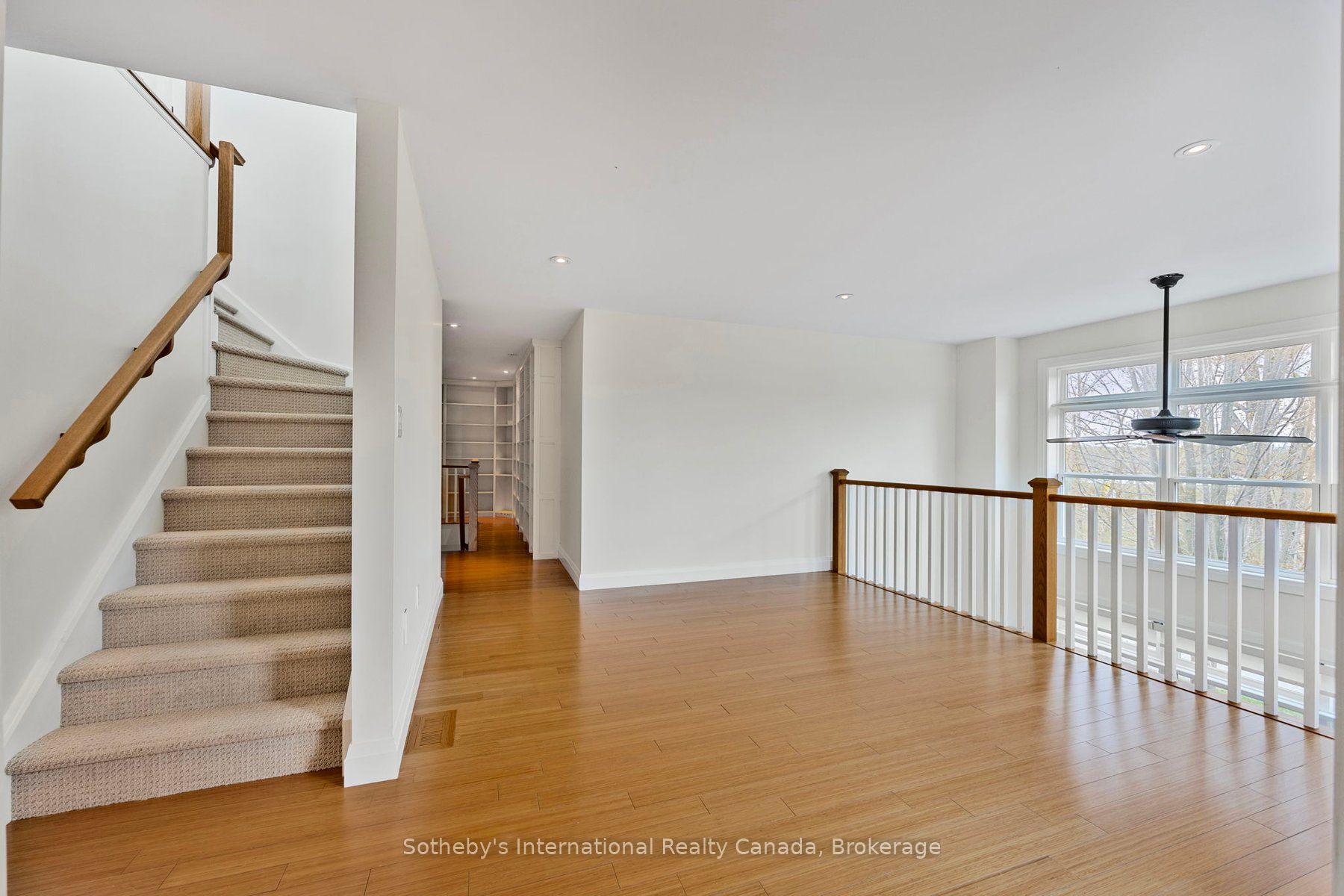 2 Swan Lane Property Photo 34