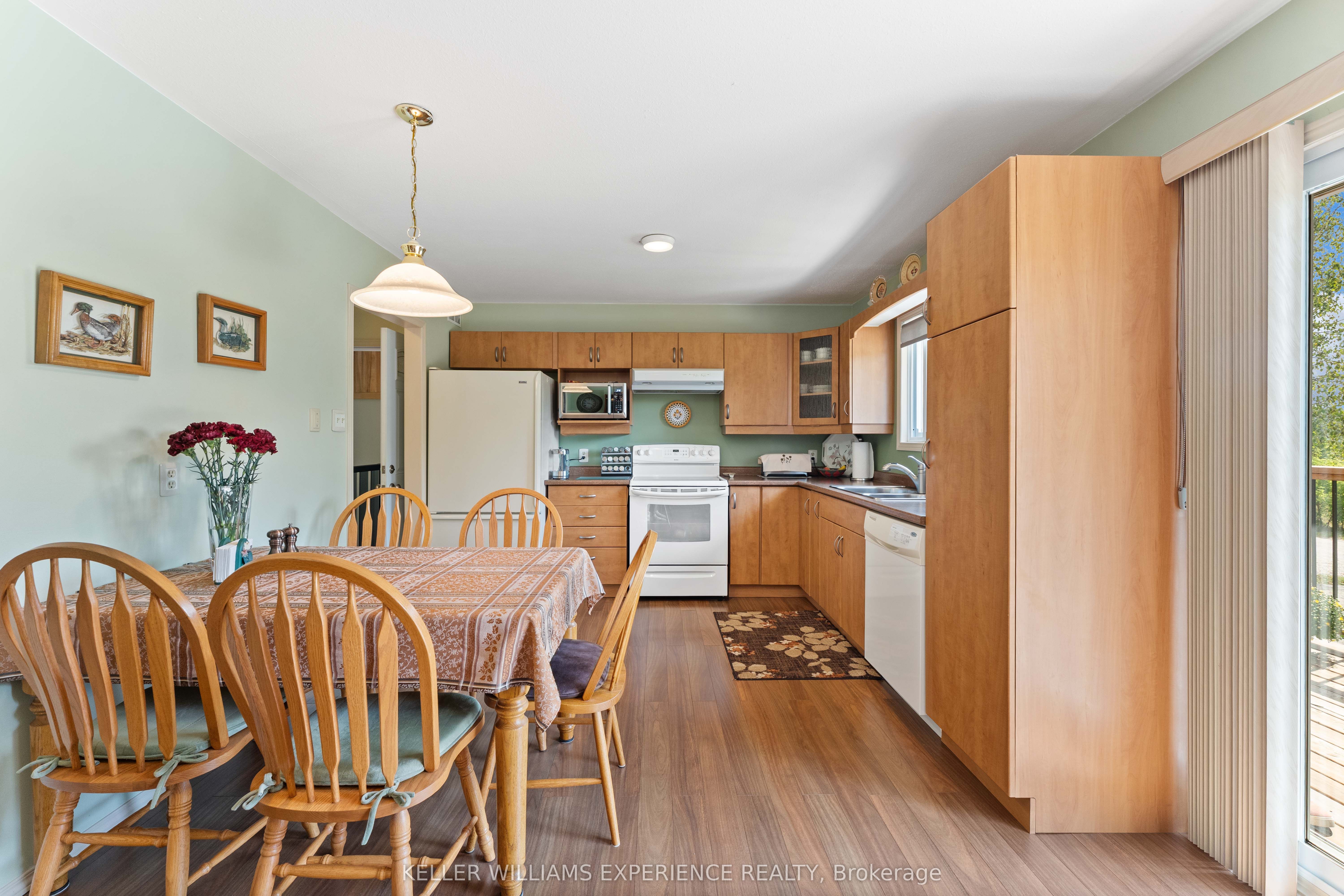 1213 Taylor Line Property Photo 10
