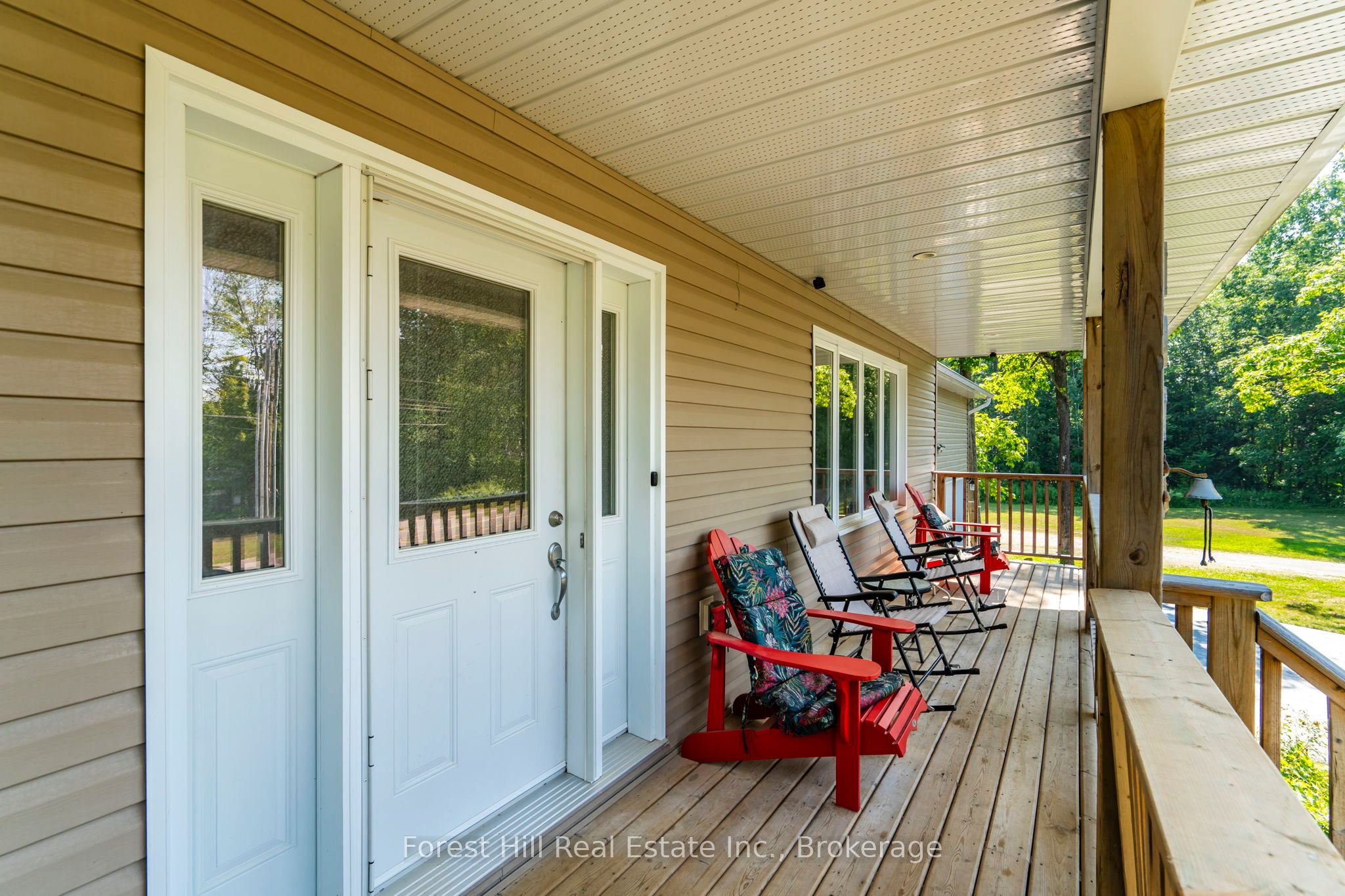 161 Forest Harbour Parkway Property Photo 2