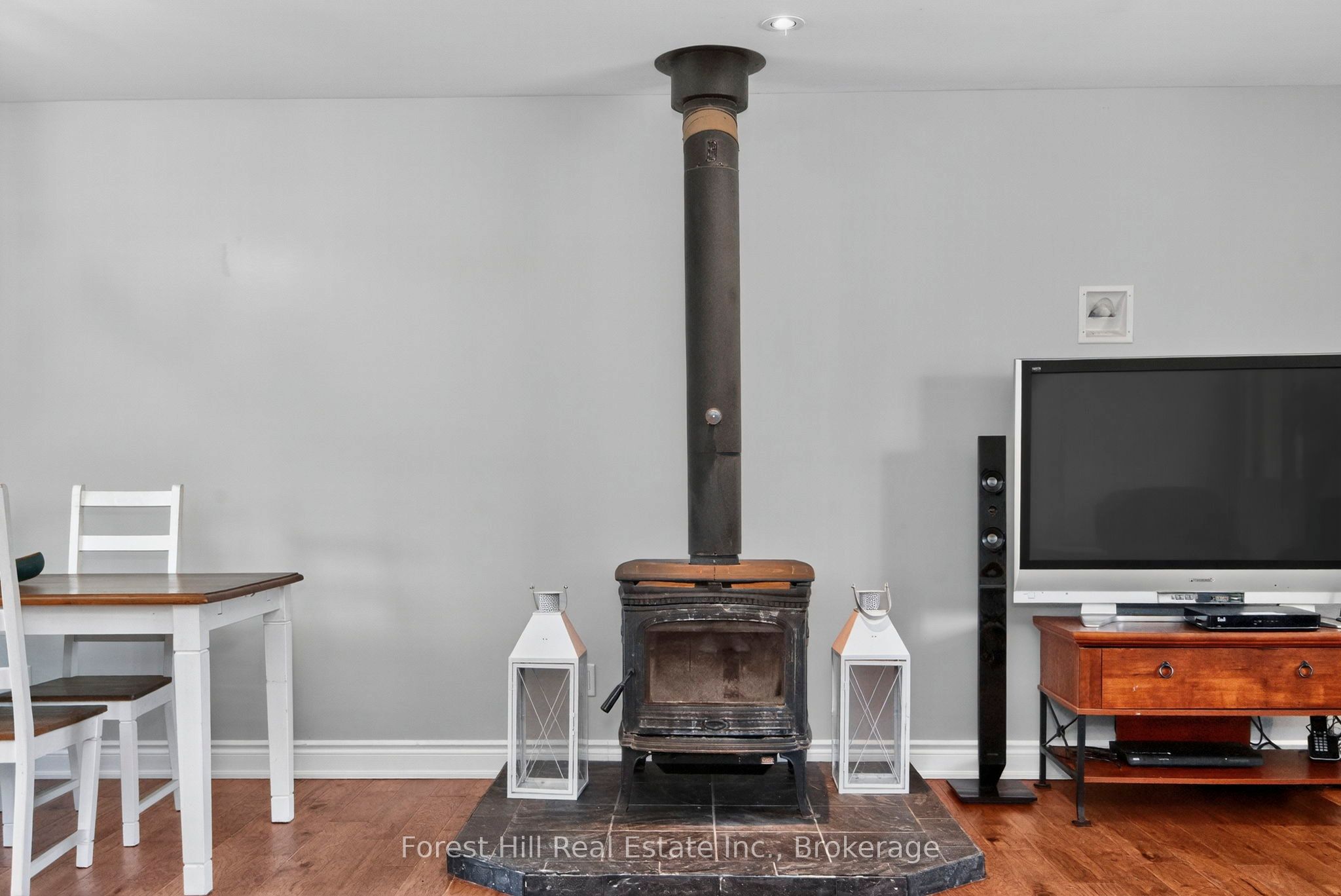 161 Forest Harbour Parkway Property Photo 11