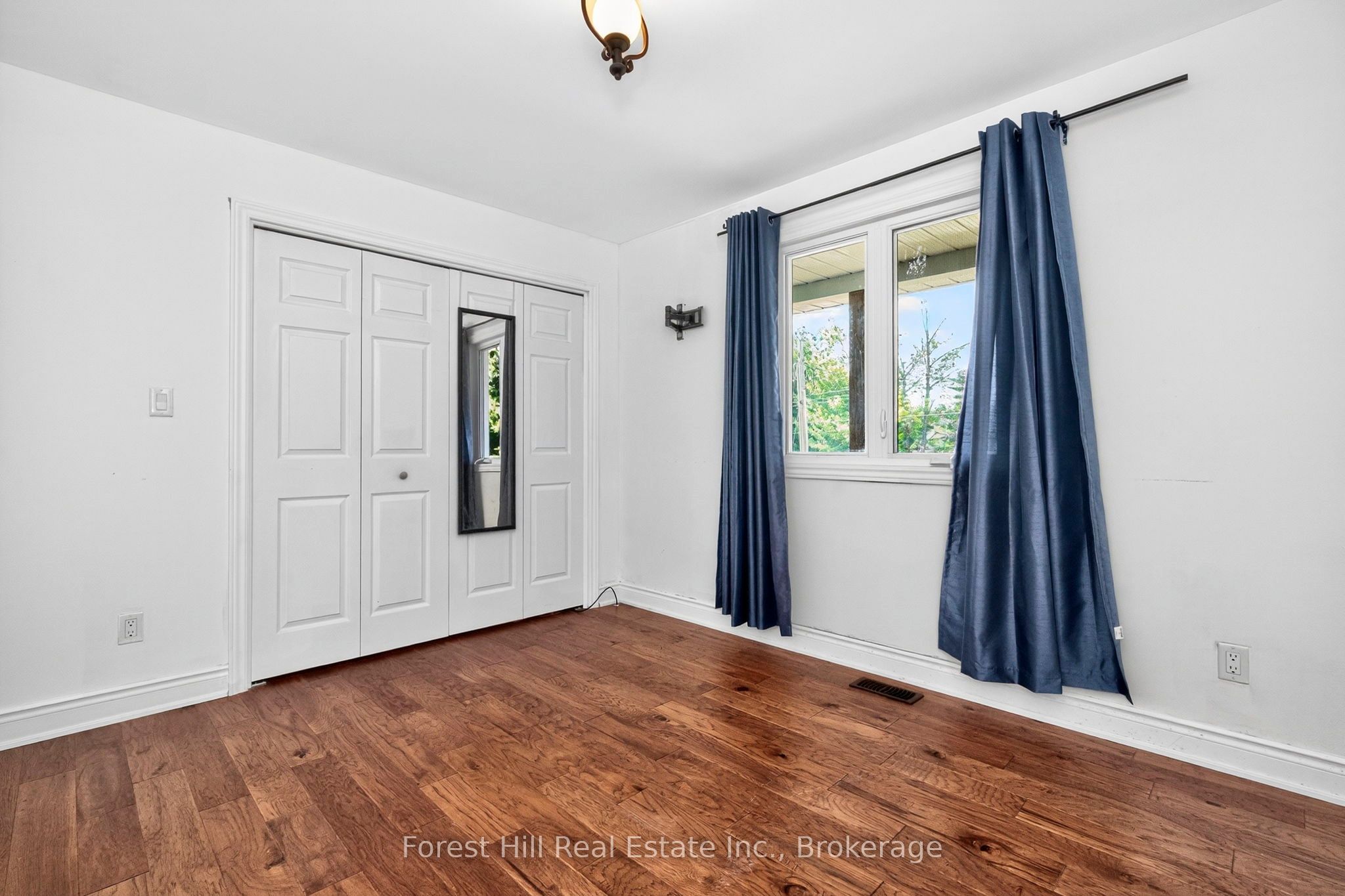 161 Forest Harbour Parkway Property Photo 16
