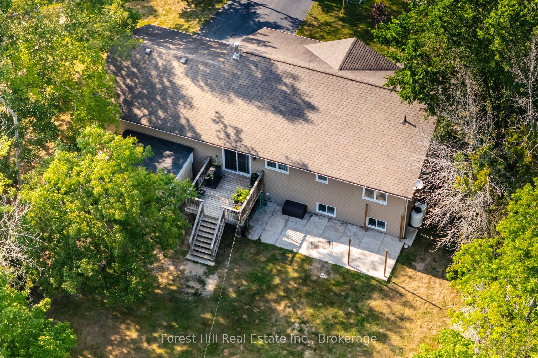 161 Forest Harbour Parkway Property Photo 38
