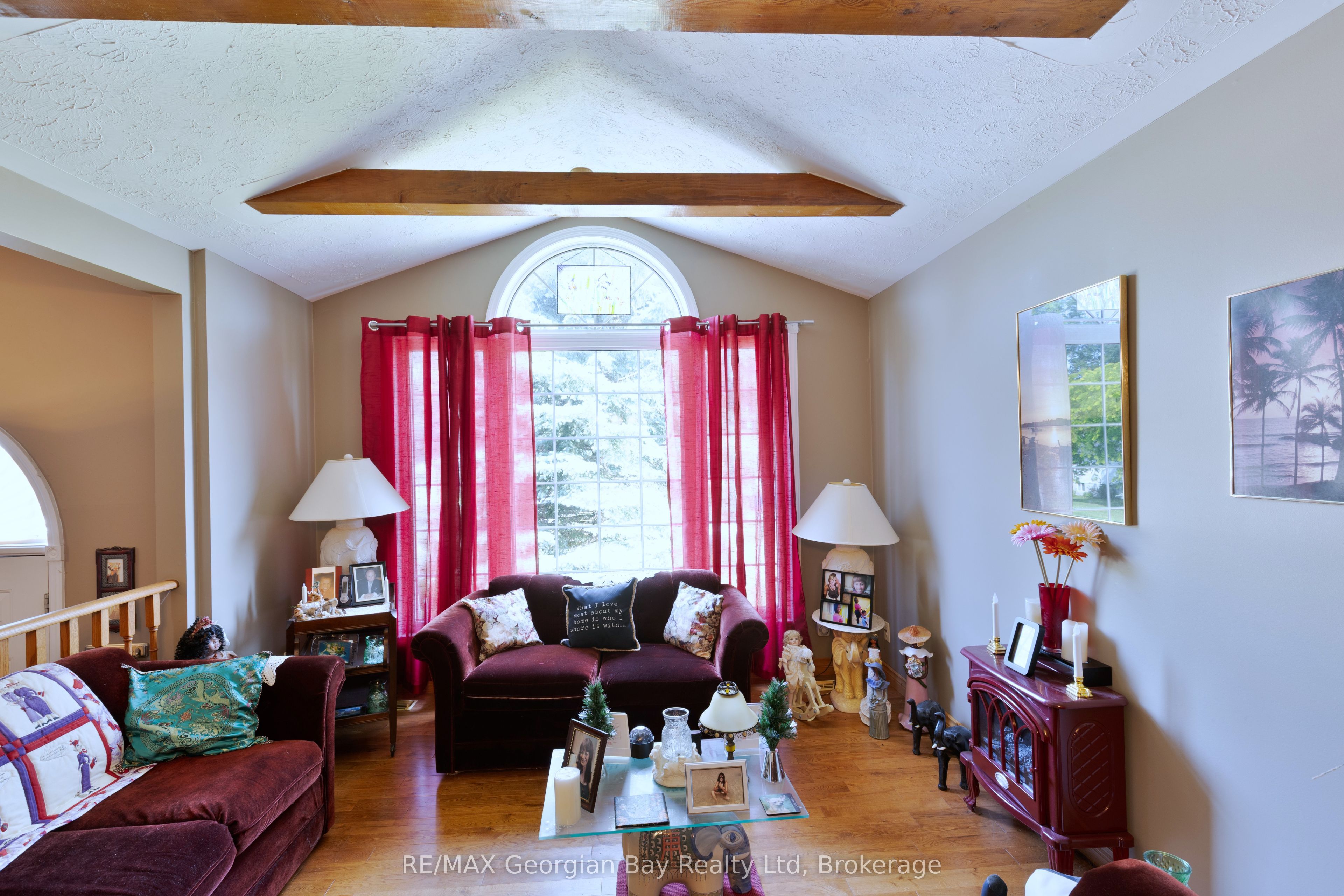 33 Anderson Crescent Property Photo 6